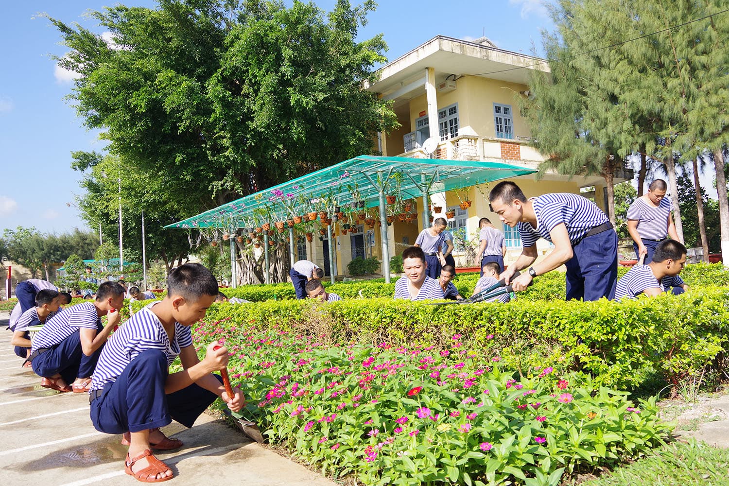 Những công trình, việc làm đẹp hướng về đại hội