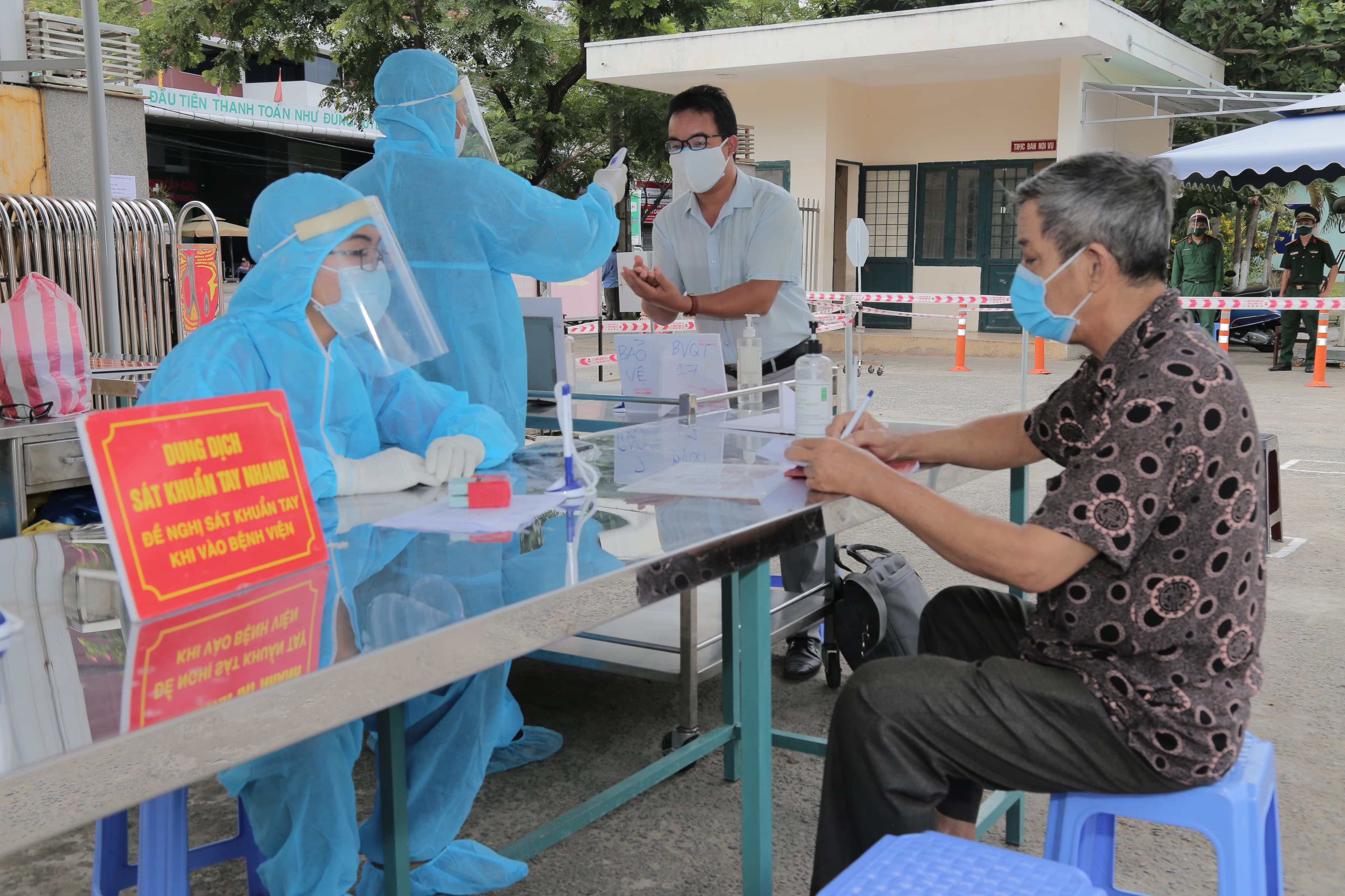 “Nhiệm vụ chiến đấu thời bình” của Bệnh viện Quân y 17