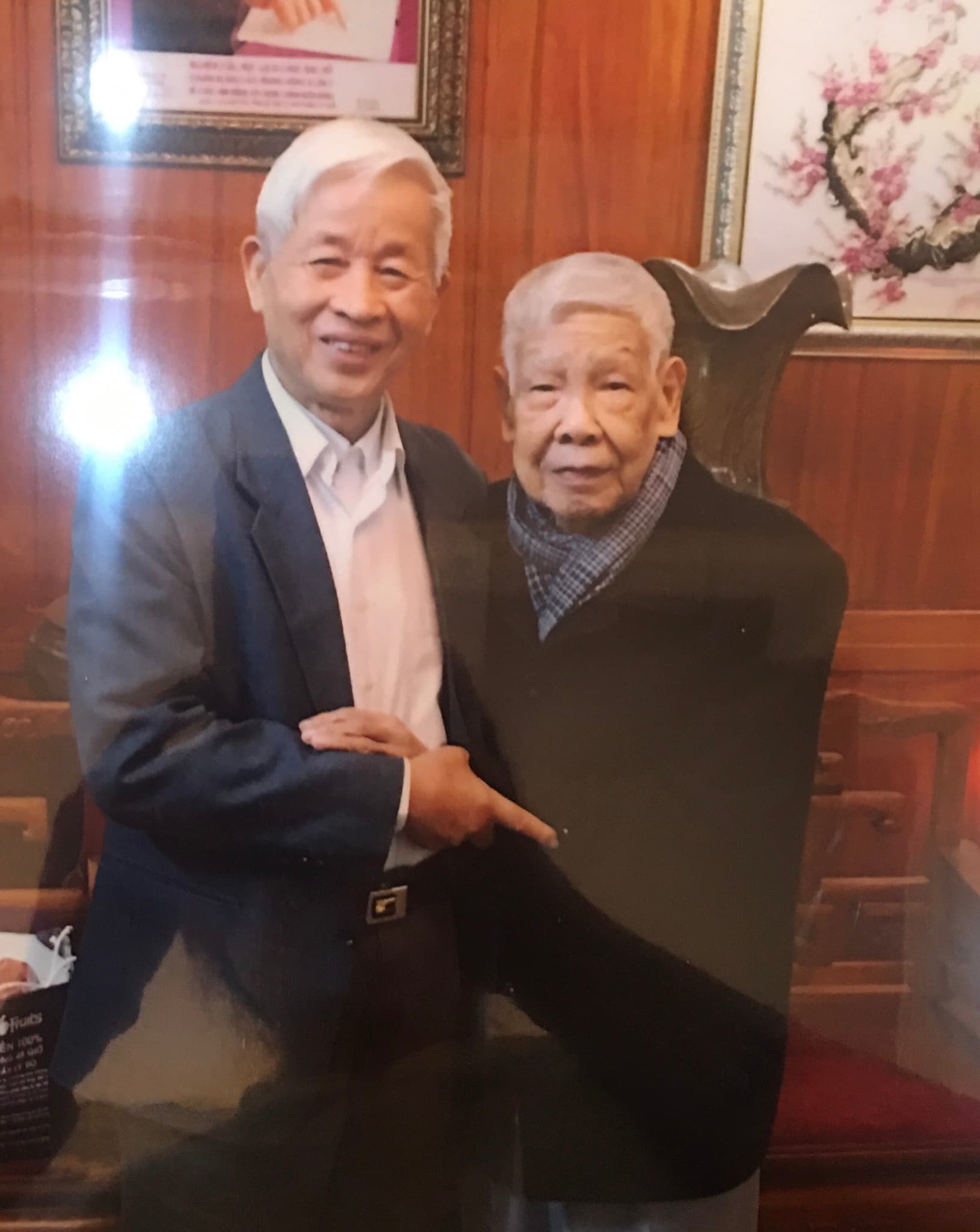 Người lãnh đạo giản dị, gần dân, tâm huyết với công tác xây dựng, chỉnh đốn Đảng