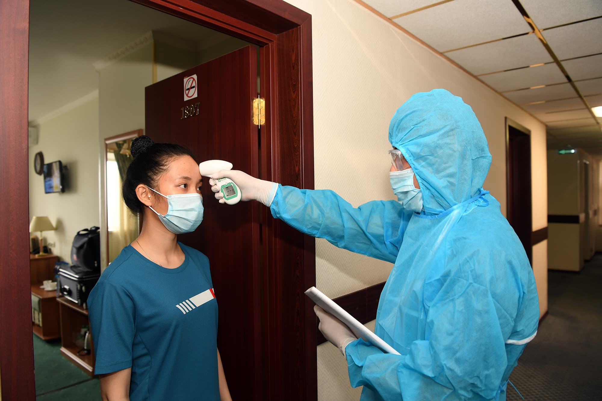 Cùng bạn Nga vượt lên Covid-19