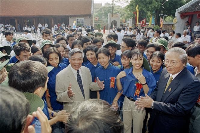 Người cộng sản kiên trung, hết lòng vì Đảng, vì dân