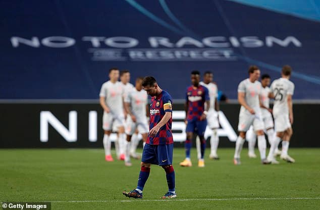Bayern Munich loại Barcelona khỏi Champions League