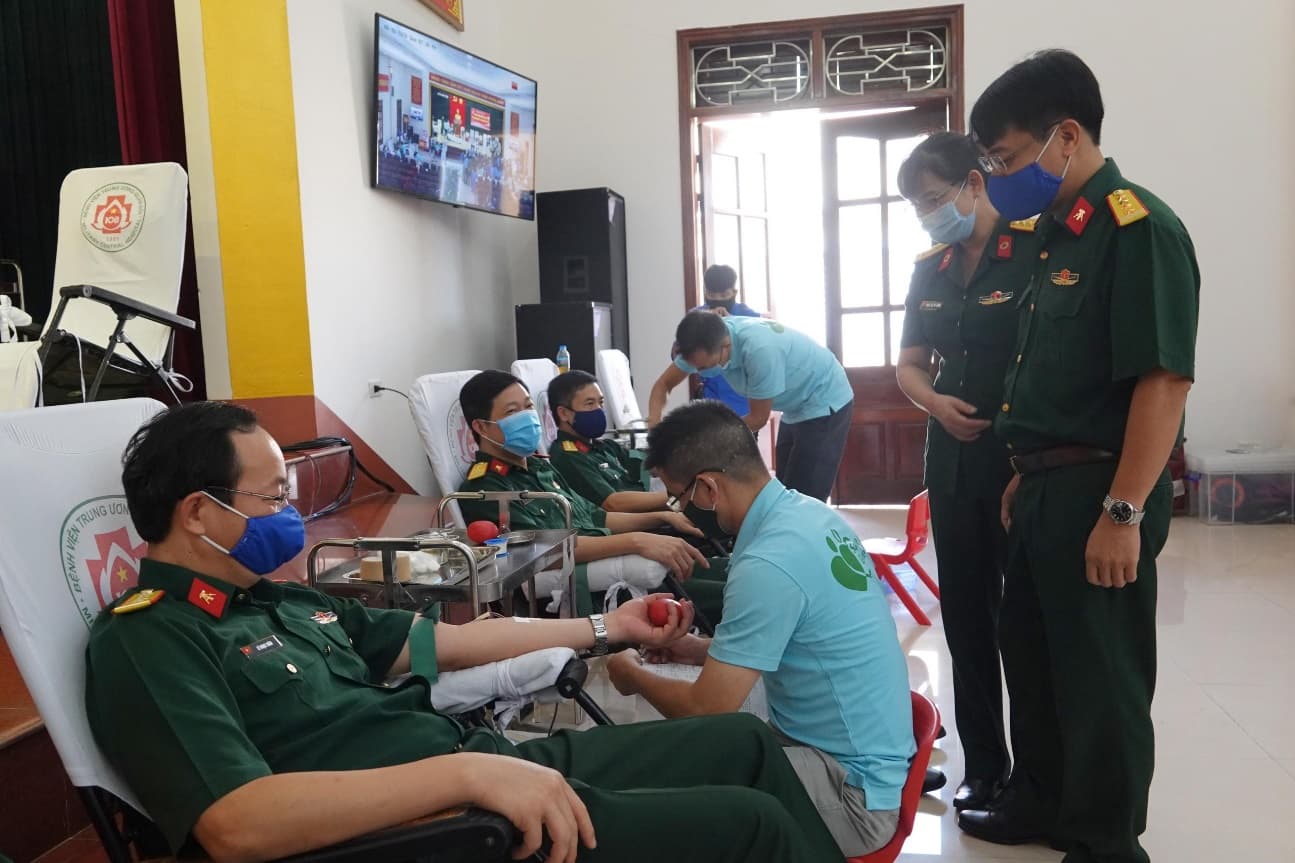 Hơn 600 cán bộ, đoàn viên tham gia ngày hội hiến máu