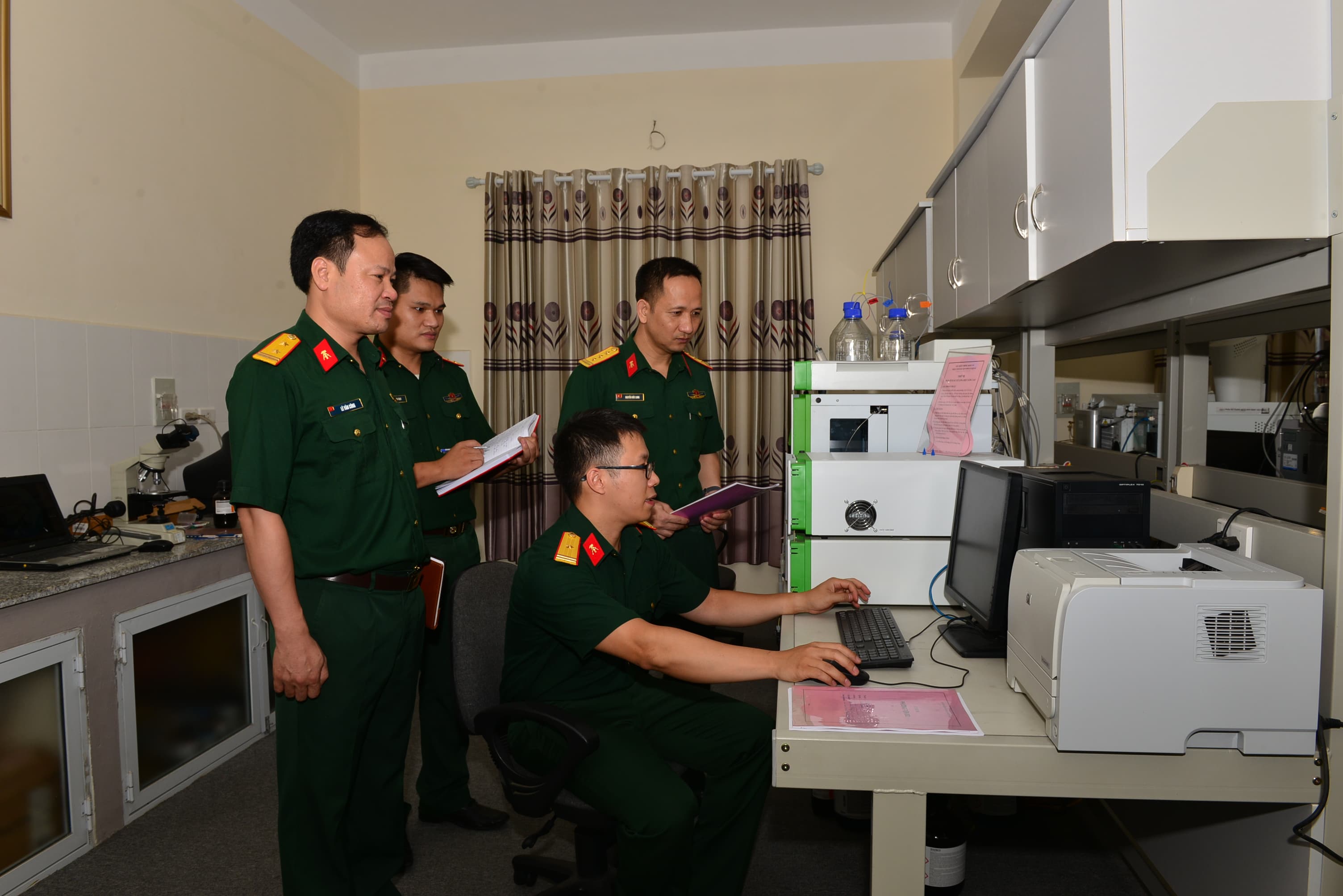 Bài 2: Phải có những con người “mũi nhọn” trong công nghệ