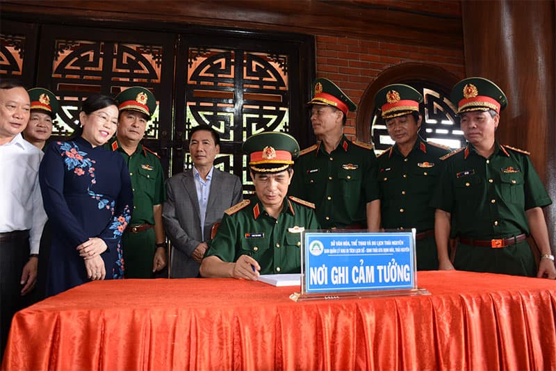 Tri ân nơi suối nguồn Việt Bắc