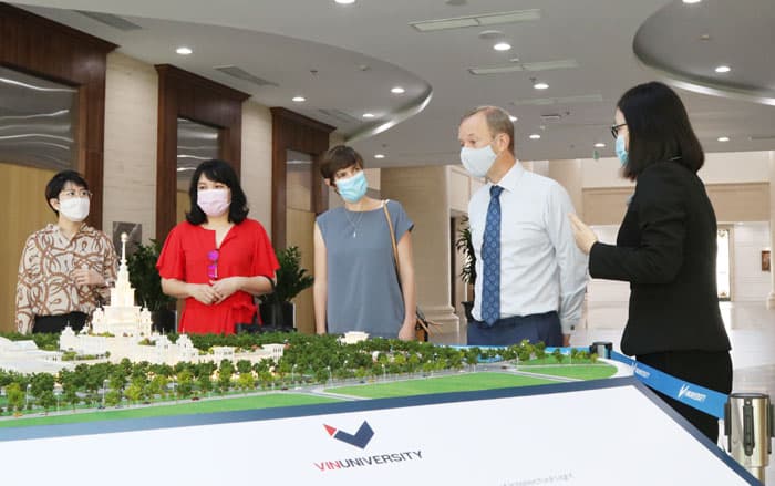 Anh cam kết hỗ trợ Việt Nam sử dụng hiệu quả năng lượng tái tạo