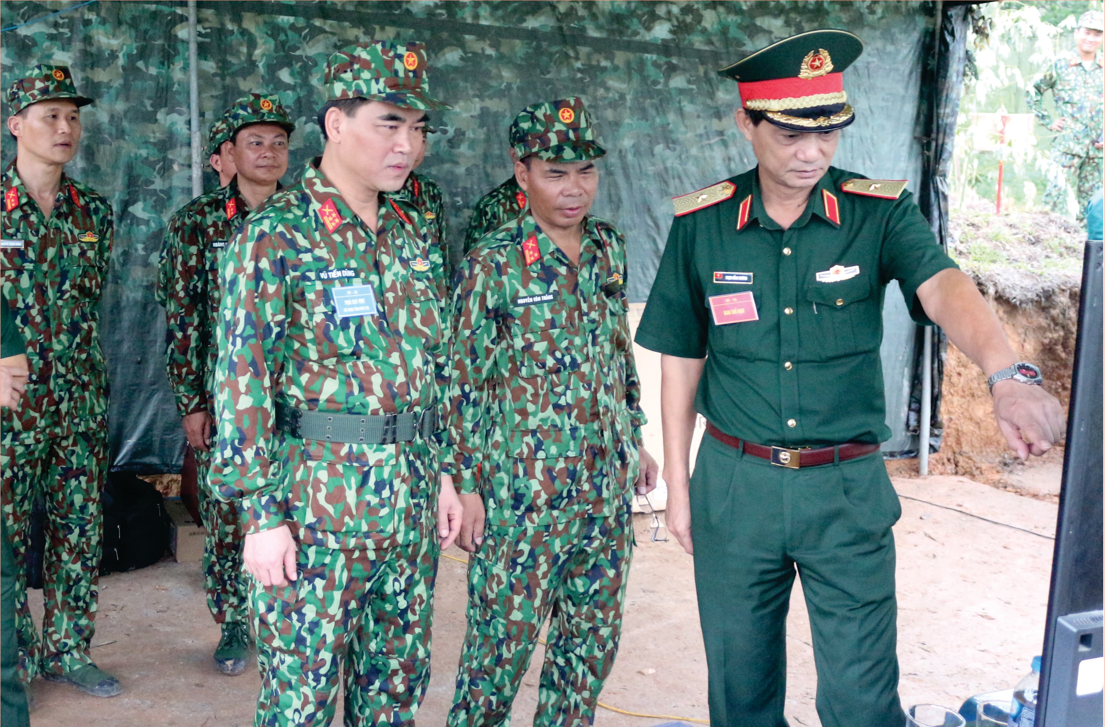 Nêu cao quyết tâm xây dựng LLVT tỉnh Phú Thọ vững mạnh