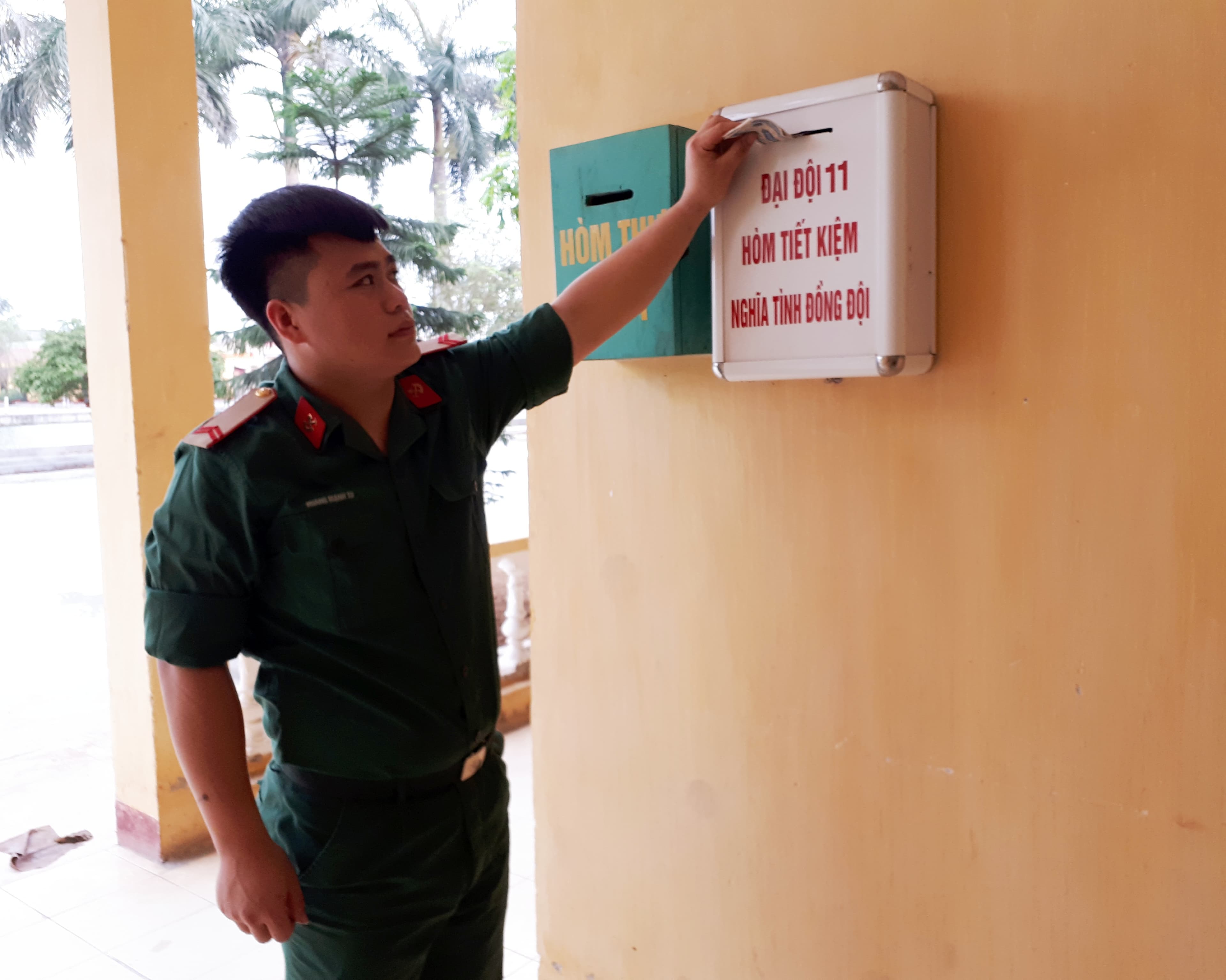 Hòm nghĩa tình xây “nhà đồng đội”