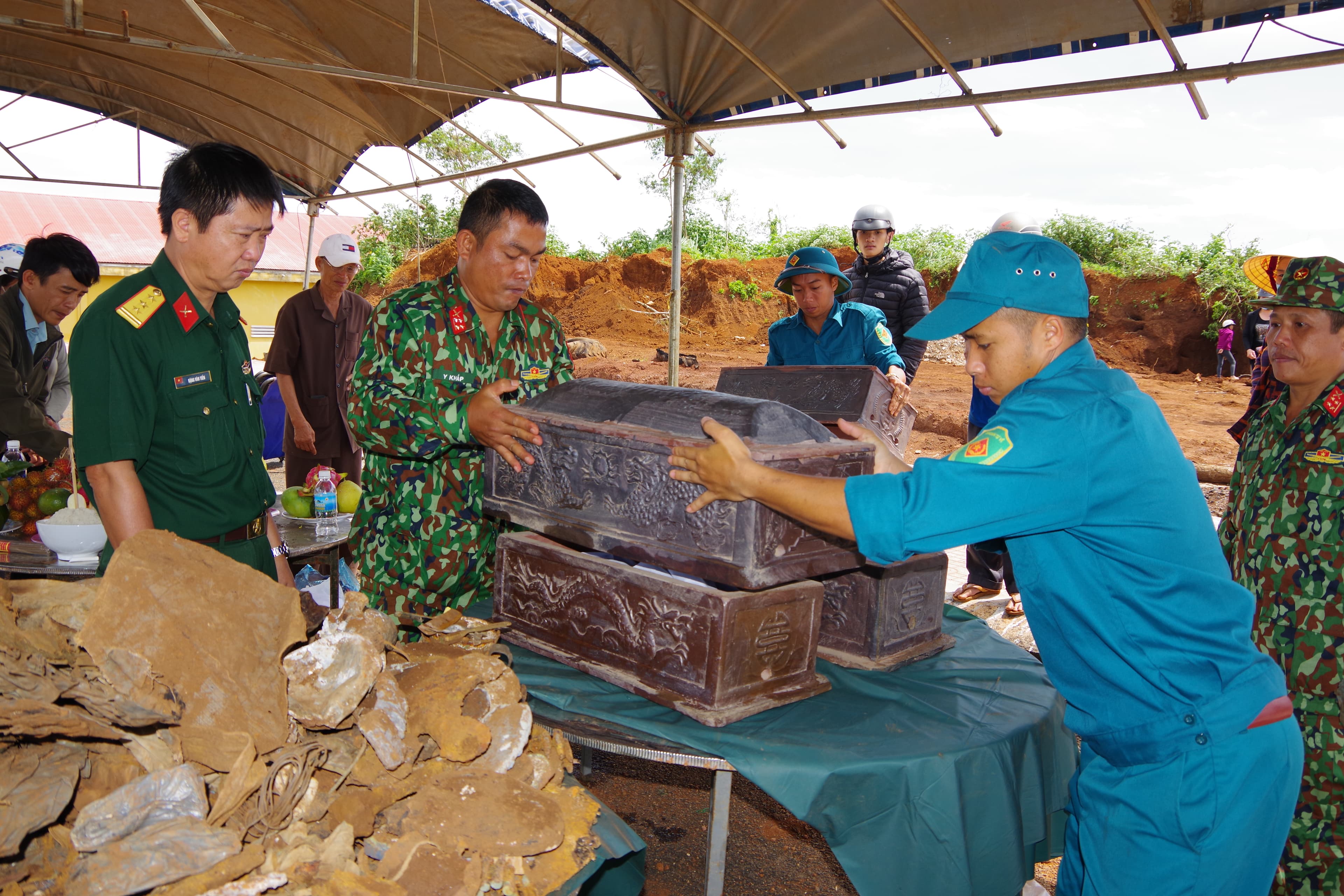 Đắk Nông phát hiện hài cốt liệt sĩ trong hầm chiến đấu cũ tại thị trấn Đắk Mil