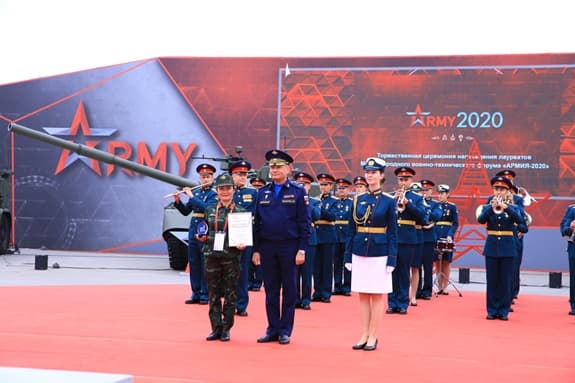 Đội tuyển Văn hóa nghệ thuật QĐND Việt Nam nhận Bằng khen của Ban tổ chức ARMY-2020