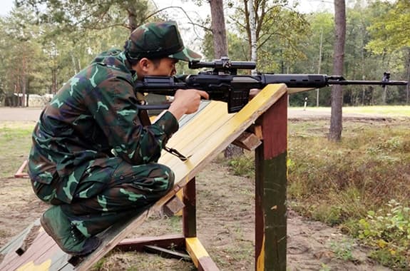 Súng trường bắn tỉa huyền thoại SVD Dragunov