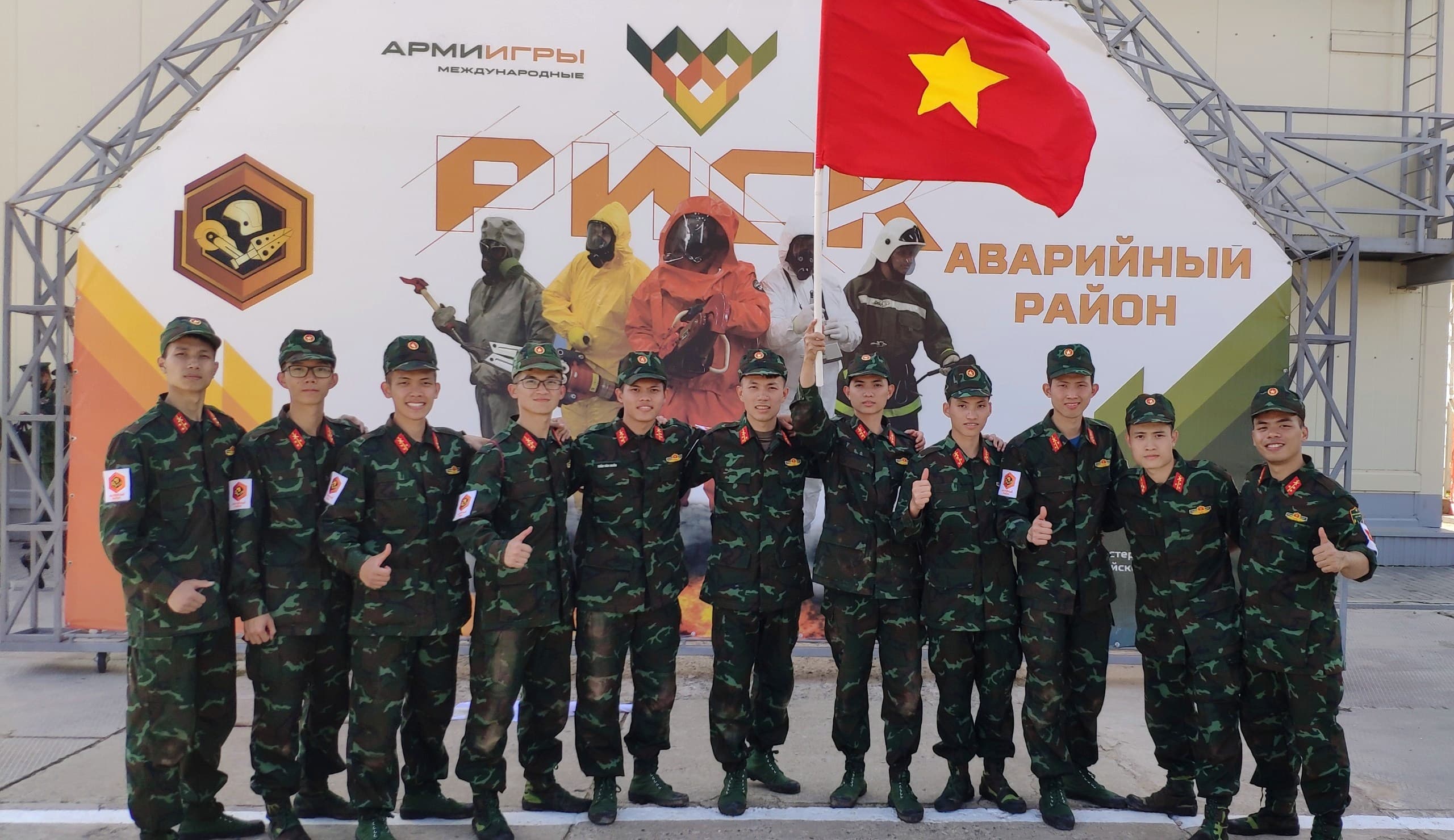 Đội Cứu hộ cứu nạn thi suôn sẻ, Bếp dã chiến khép lại tuần tranh tài
