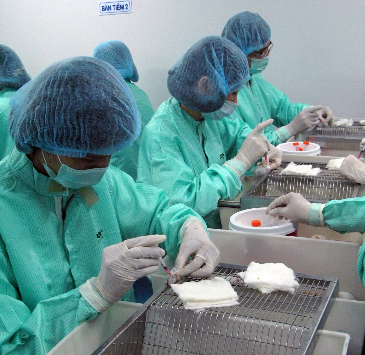 Vaccine Covid-19 "made by Vietnam" tăng tốc