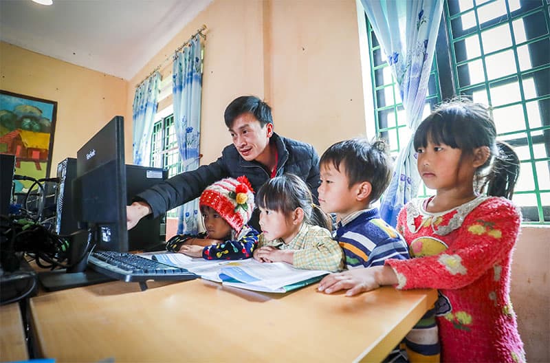 Hỗ trợ sinh kế cho người nghèo nhờ chuyển đổi số