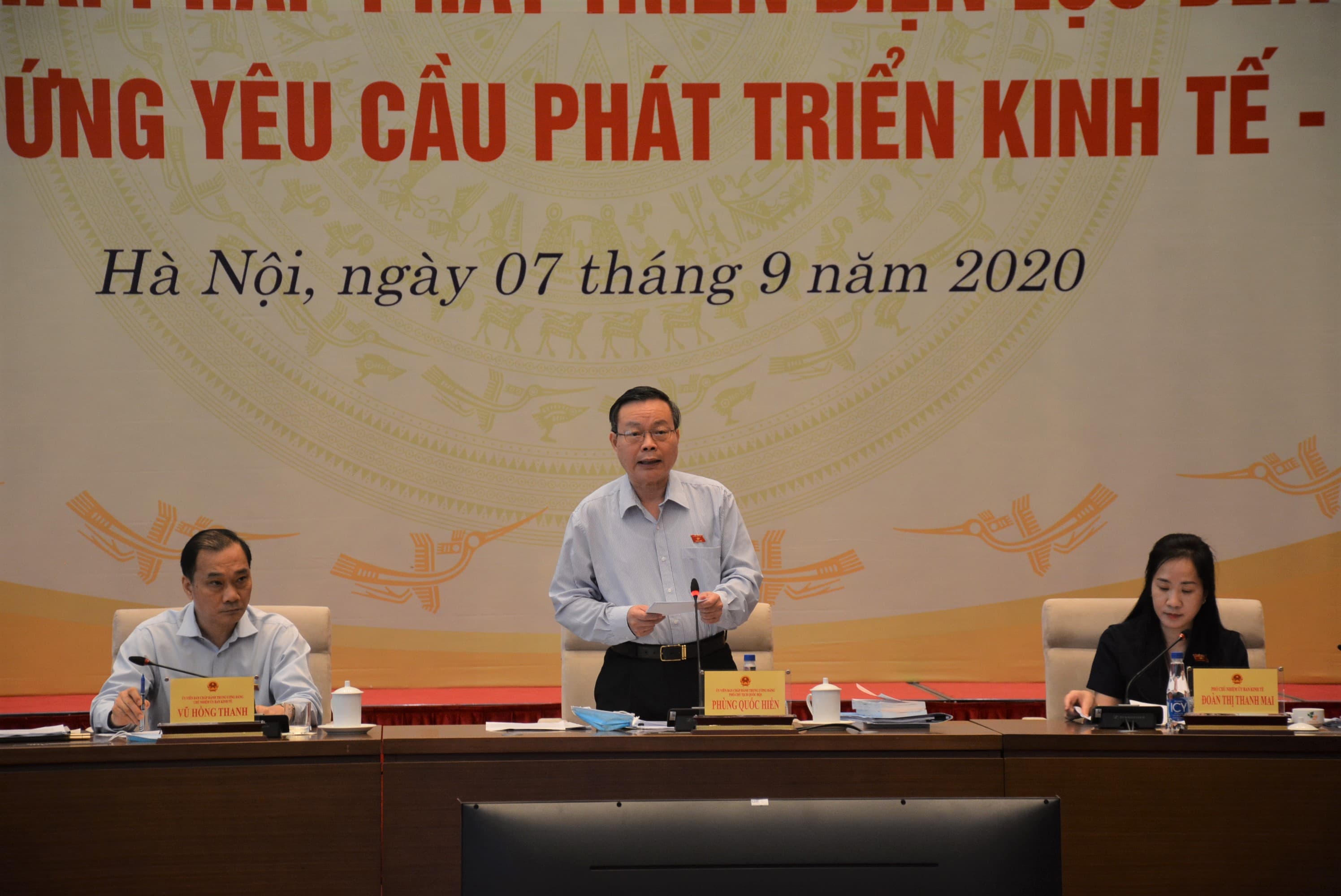 An ninh năng lượng vẫn là thách thức lớn của nước ta