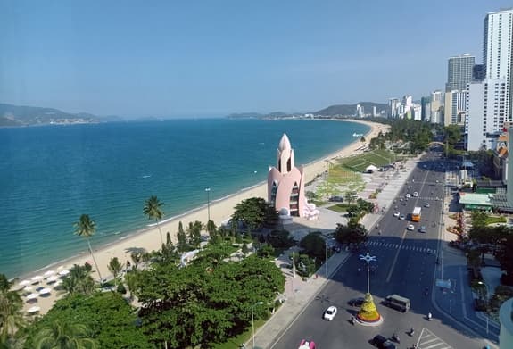 Xây dựng các tỉnh, thành phố ven biển thành khu vực phòng thủ vững chắc trong tình hình mới
