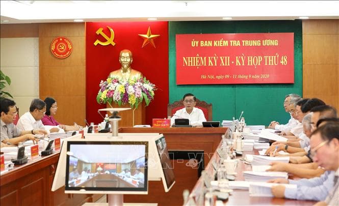 Đề nghị kỷ luật khai trừ ra khỏi Đảng đối với bốn đảng viên thuộc Đảng bộ thành phố Đà Nẵng