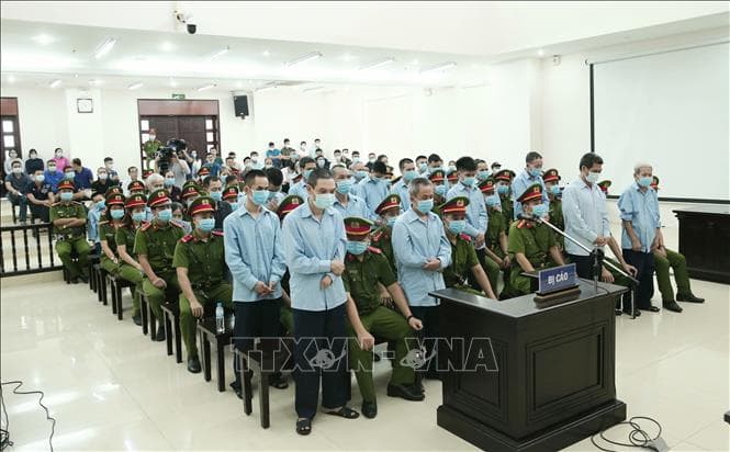 Xét xử vụ án tại Đồng Tâm: 14 bị cáo được tuyên trả tự do