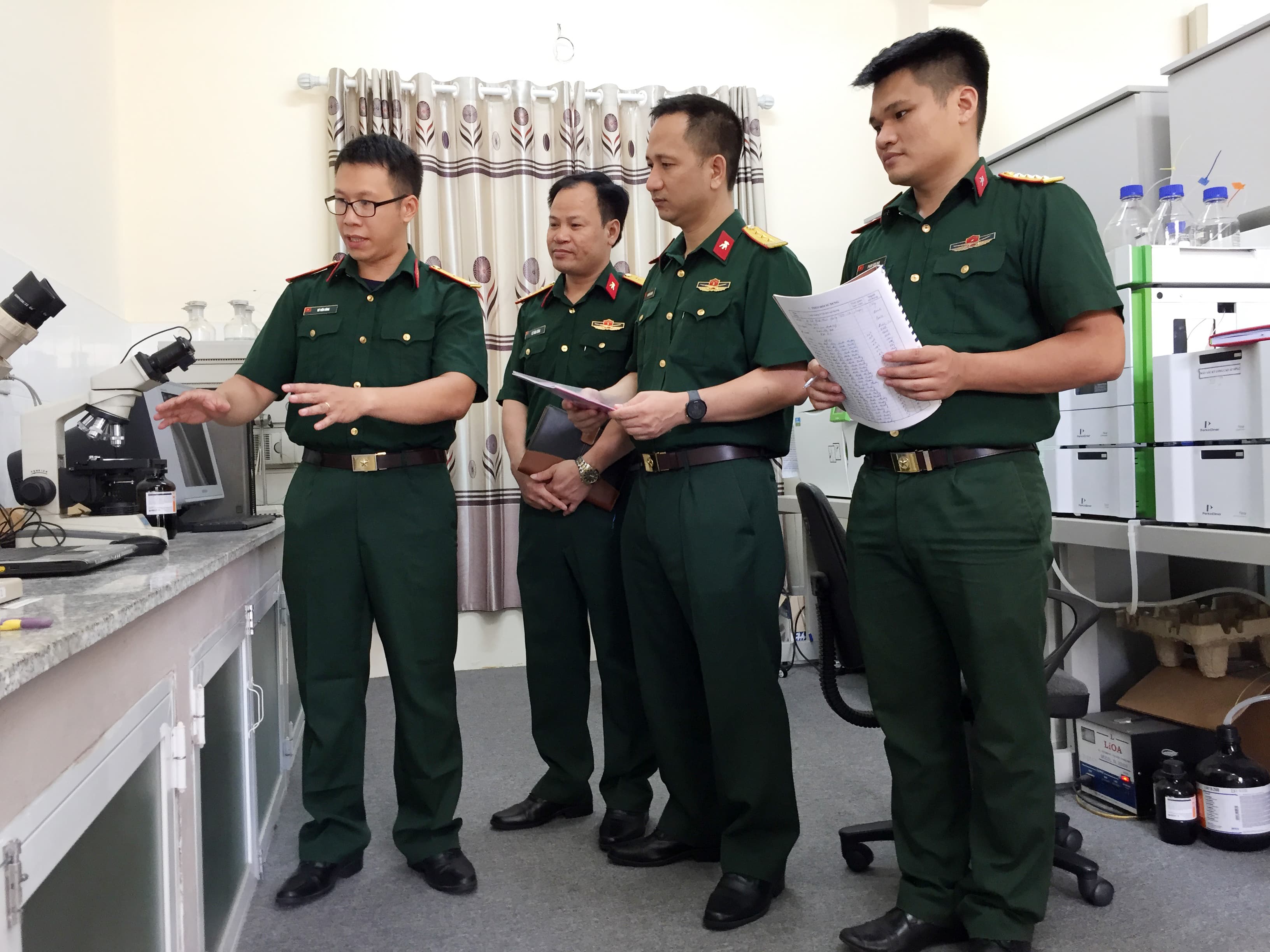 Tự chủ và làm chủ công nghệ sản xuất thuốc phóng, thuốc nổ