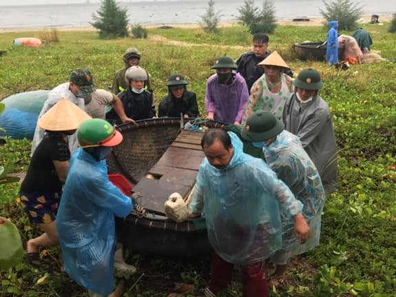 Nâng cao ý thức người dân trong phòng, tránh bão