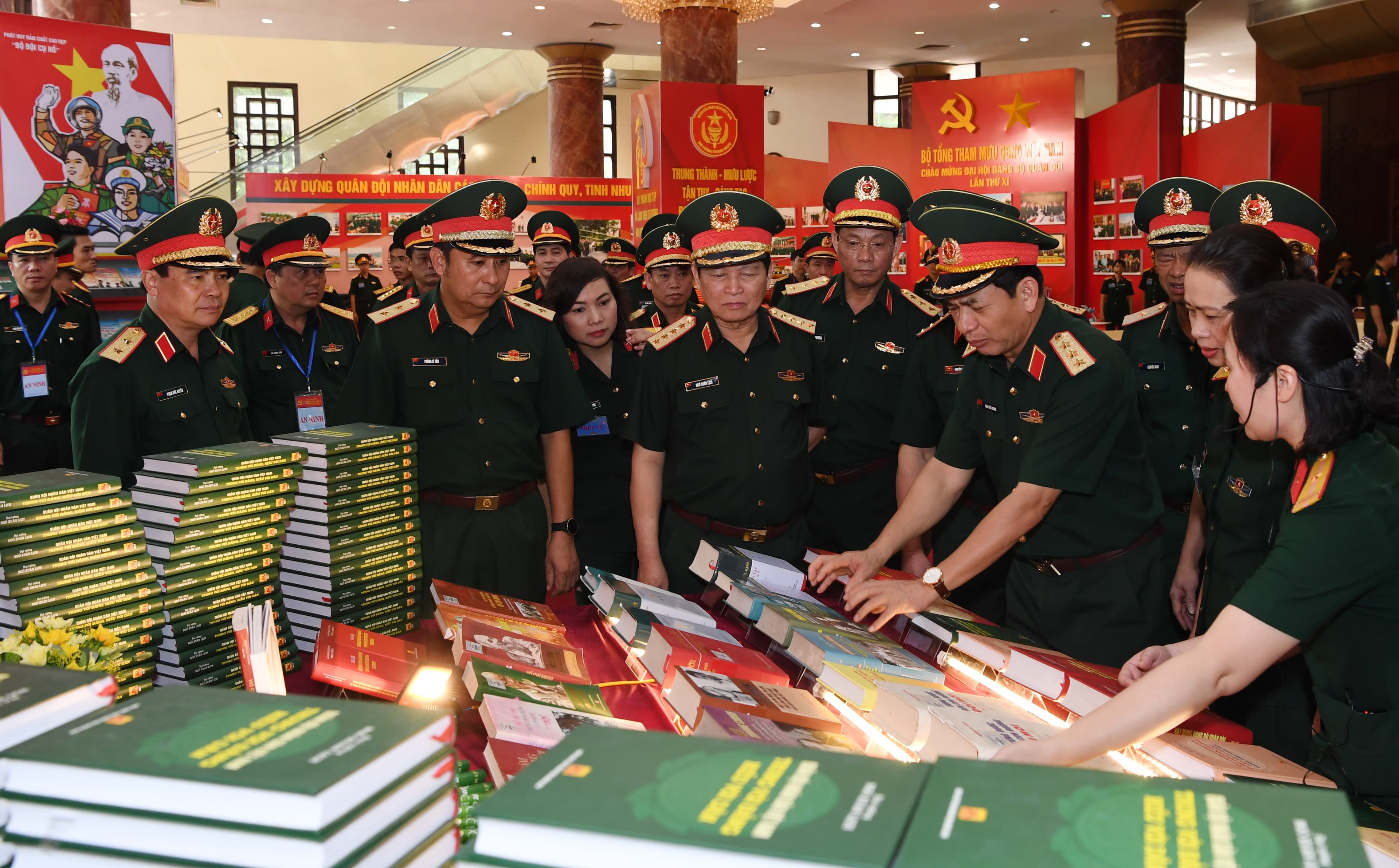 Đại tướng Ngô Xuân Lịch kiểm tra công tác chuẩn bị Đại hội đại biểu Đảng bộ Quân đội lần thứ XI