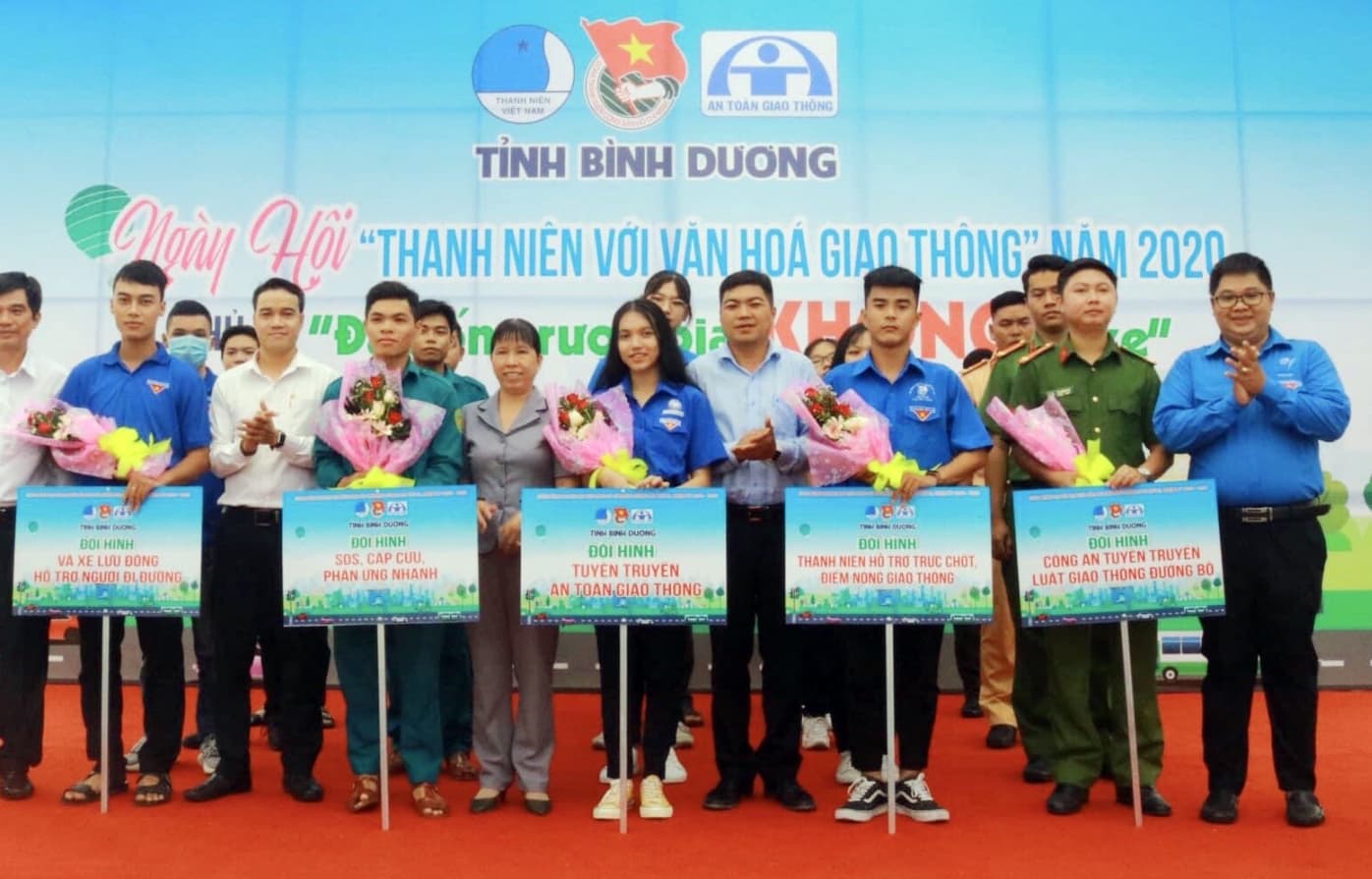 Ngày hội "Thanh niên với văn hóa giao thông" tỉnh Bình Dương năm 2020