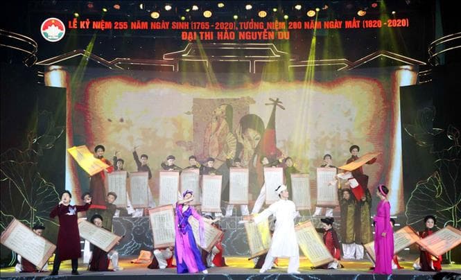 Kỷ niệm 255 năm Ngày sinh, tưởng niệm 200 năm Ngày mất đại thi hào Nguyễn Du