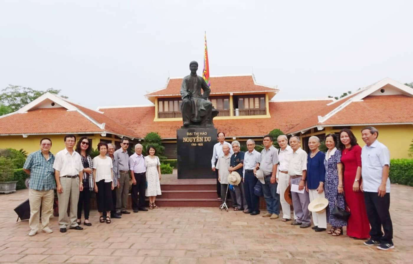 Góp phần vinh danh Đại thi hào Nguyễn Du và kiệt tác Truyện Kiều