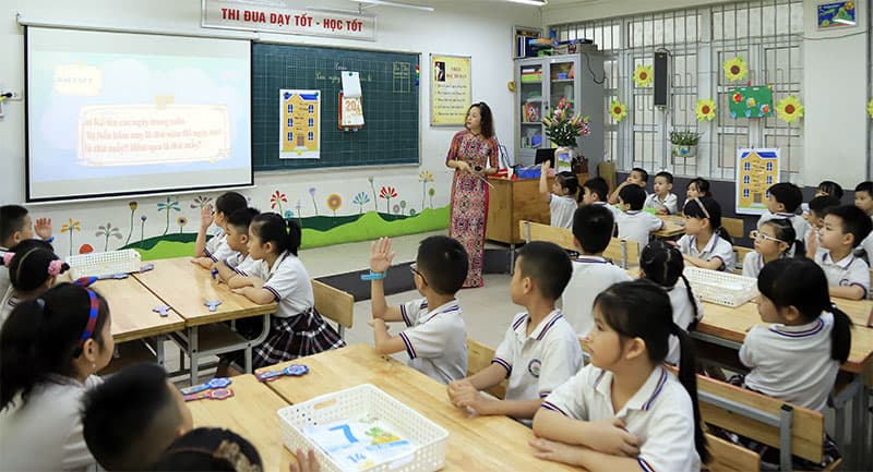 Học tập suốt đời để thích ứng với xã hội số toàn cầu