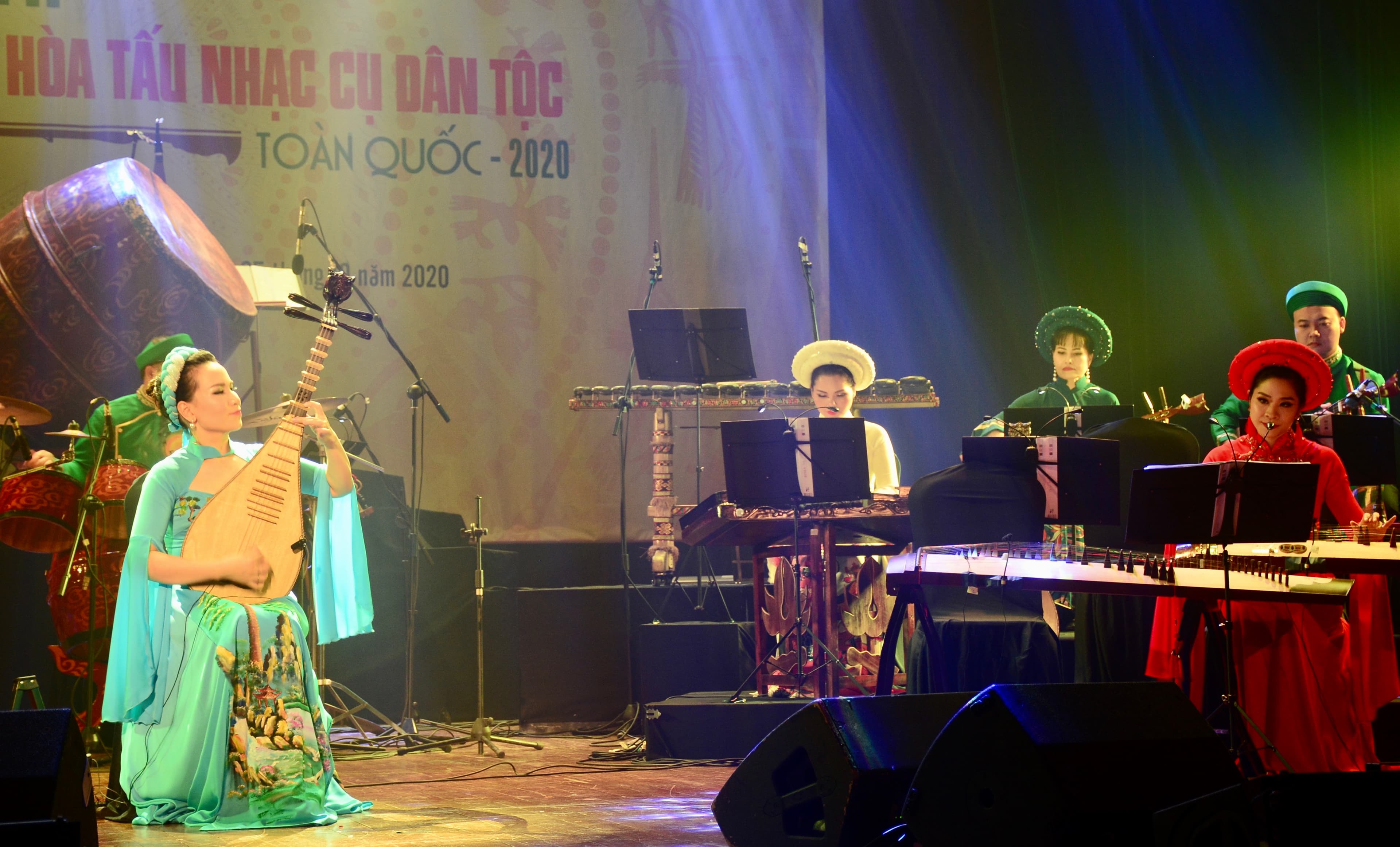 Tôn vinh những thanh âm đặc sắc của dân tộc