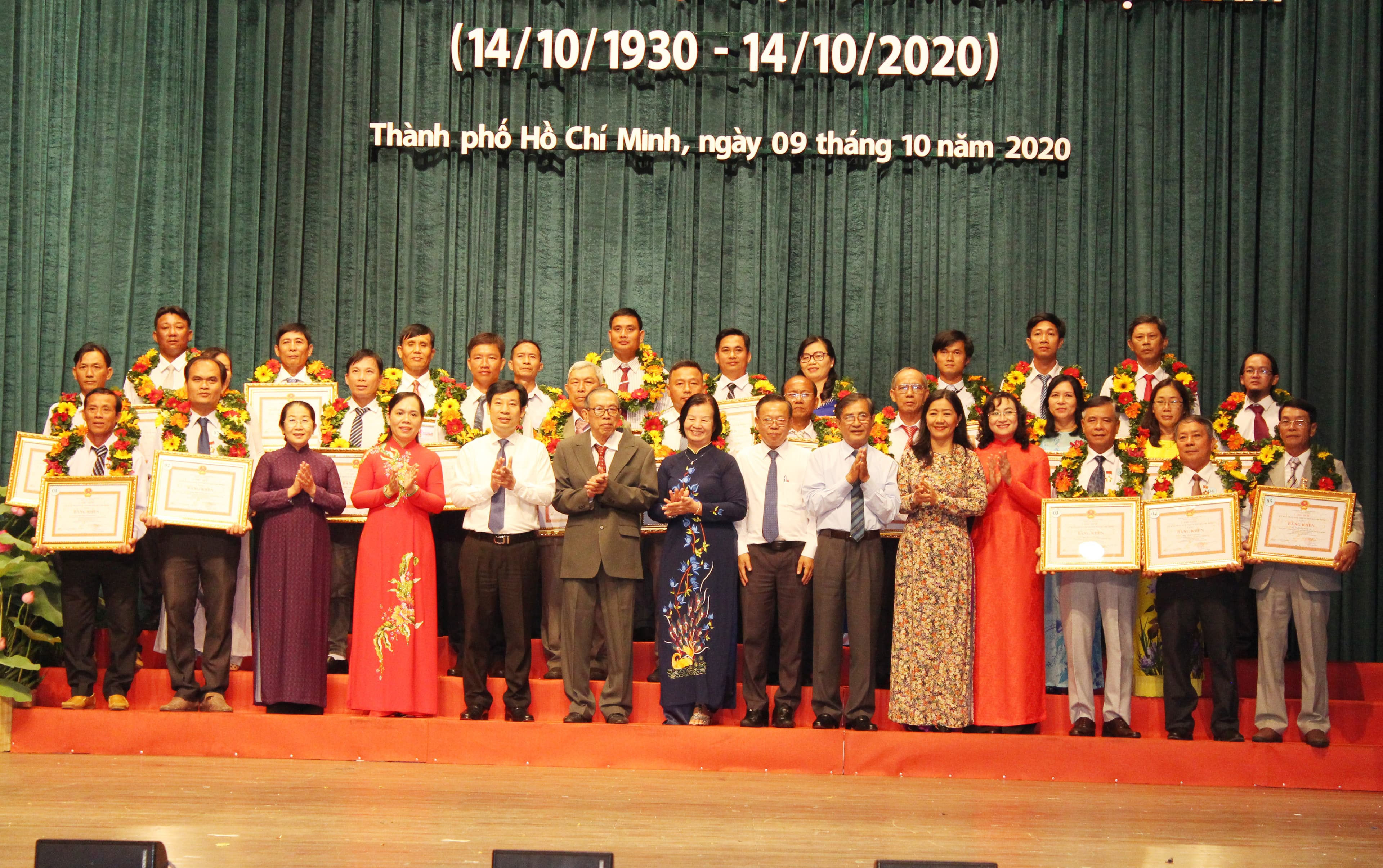 TP Hồ Chí Minh tuyên dương 27 nông dân tiêu biểu