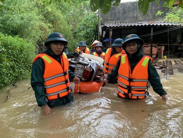Đà Nẵng: Khẩn trương tìm kiếm 3 người mất tích trong mưa lũ