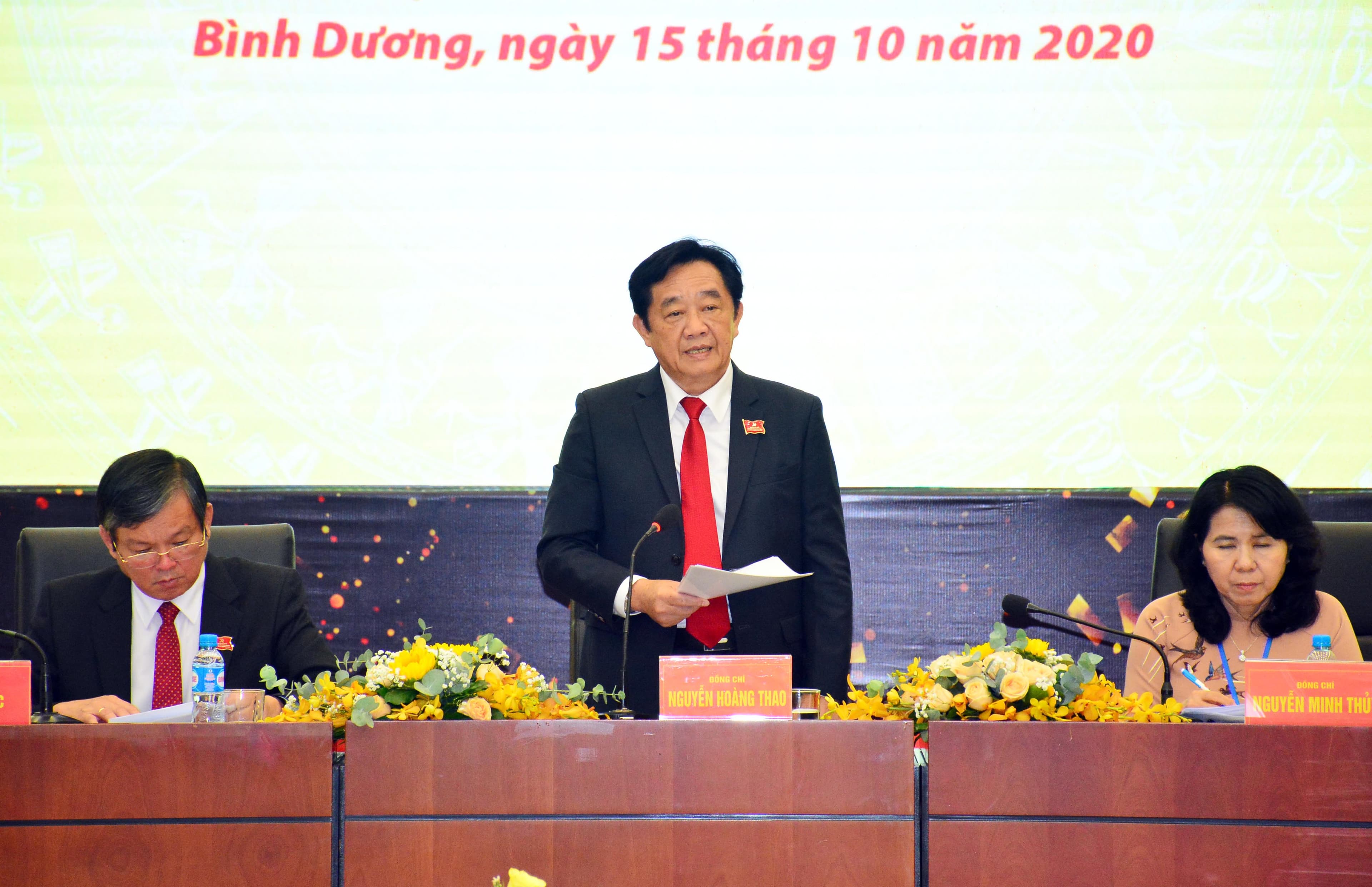 Đẩy mạnh mời gọi đầu tư, xây dựng thành phố thông minh, gắn với ưu tiên bảo vệ môi trường