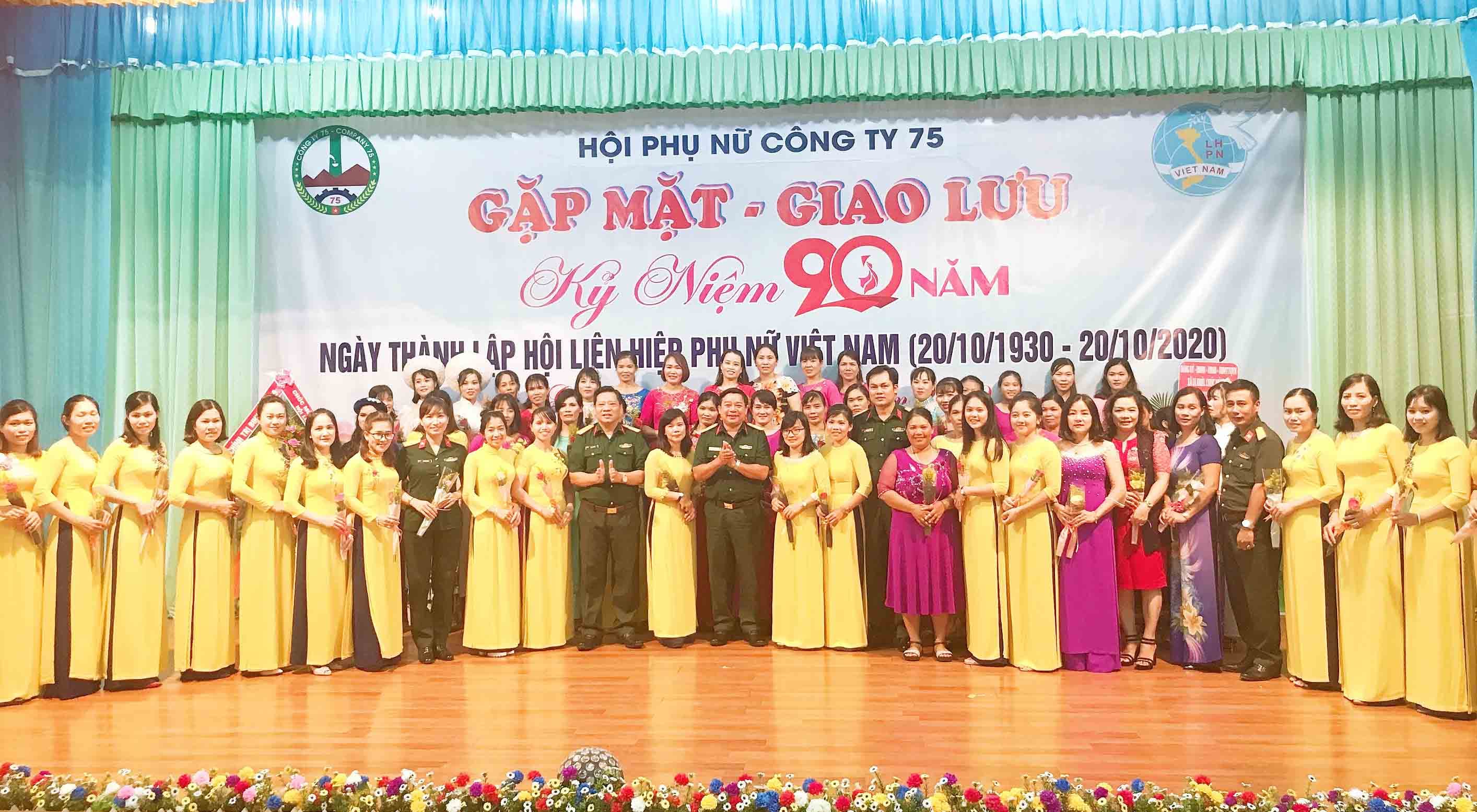 Tổ chức Hội thi “Duyên dáng Phụ nữ Việt Nam” và “Mâm cơm gia đình” trên vùng biên giới