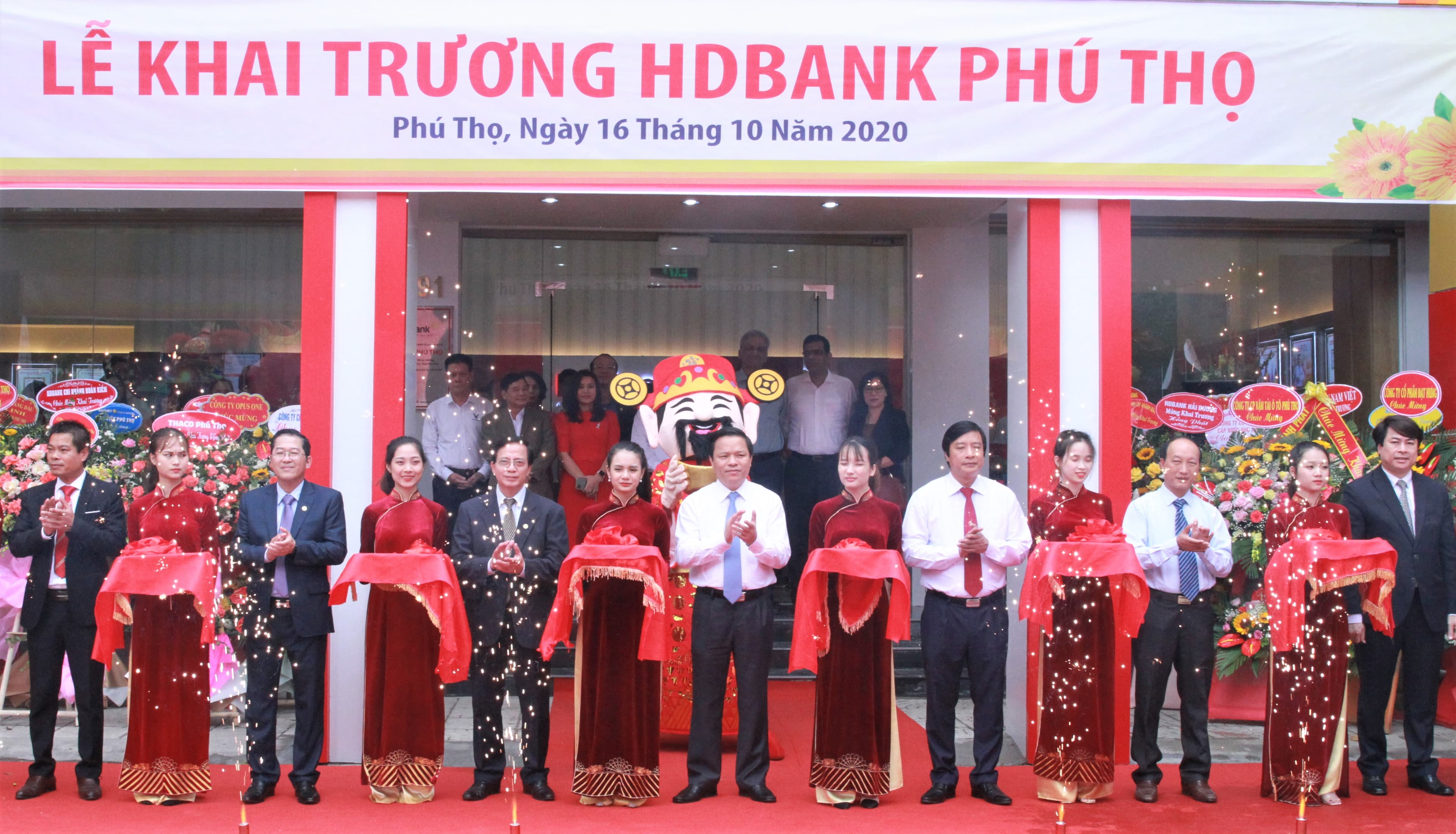 Khai trương HDBank Phú Thọ