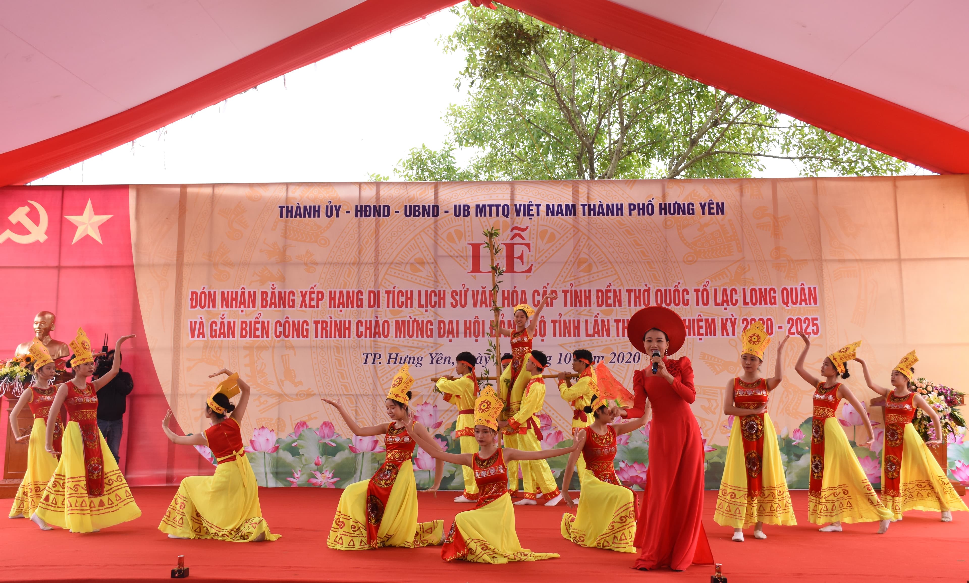 Hưng Yên đón nhận Bằng xếp hạng di tích lịch sử văn hóa cấp tỉnh Đền thờ Quốc tổ Lạc Long Quân và Đền thờ Triệu Việt Vương