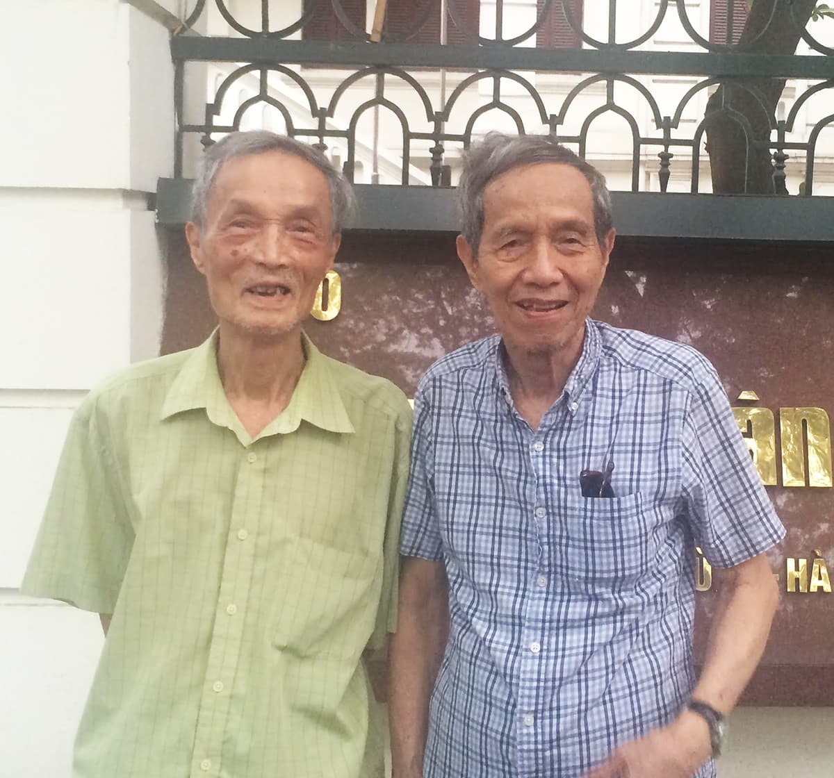Đôi bạn vàng