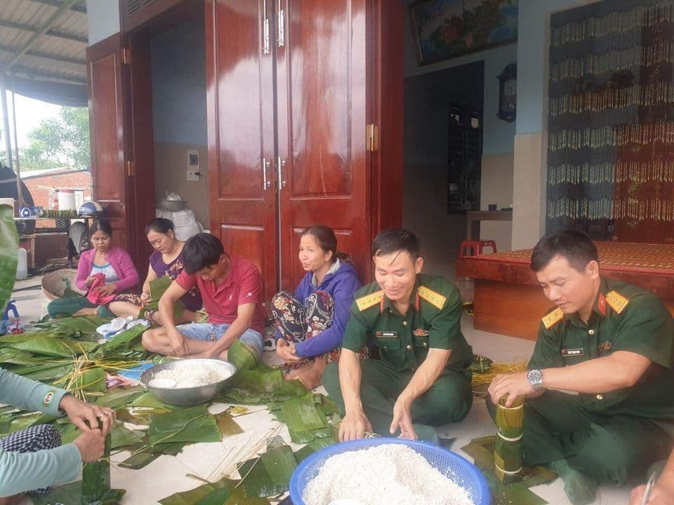 Tấm lòng thiện nguyện của lính xe tăng