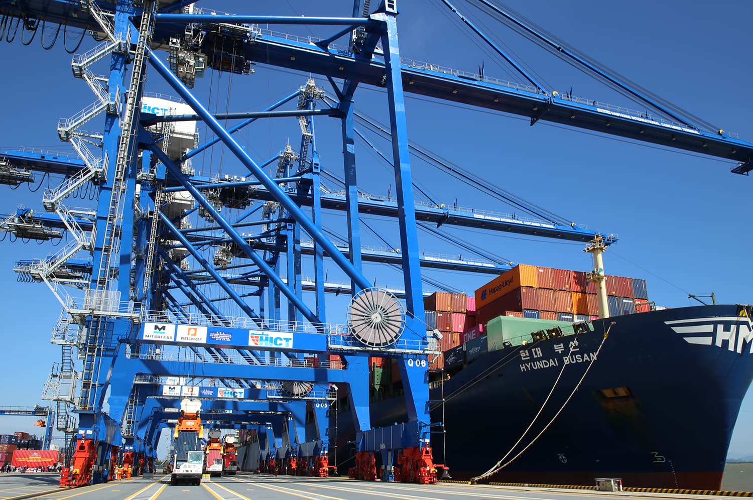 Cảng Container quốc tế Tân cảng-Hải Phòng đón Teu thứ 500.000 năm 2020