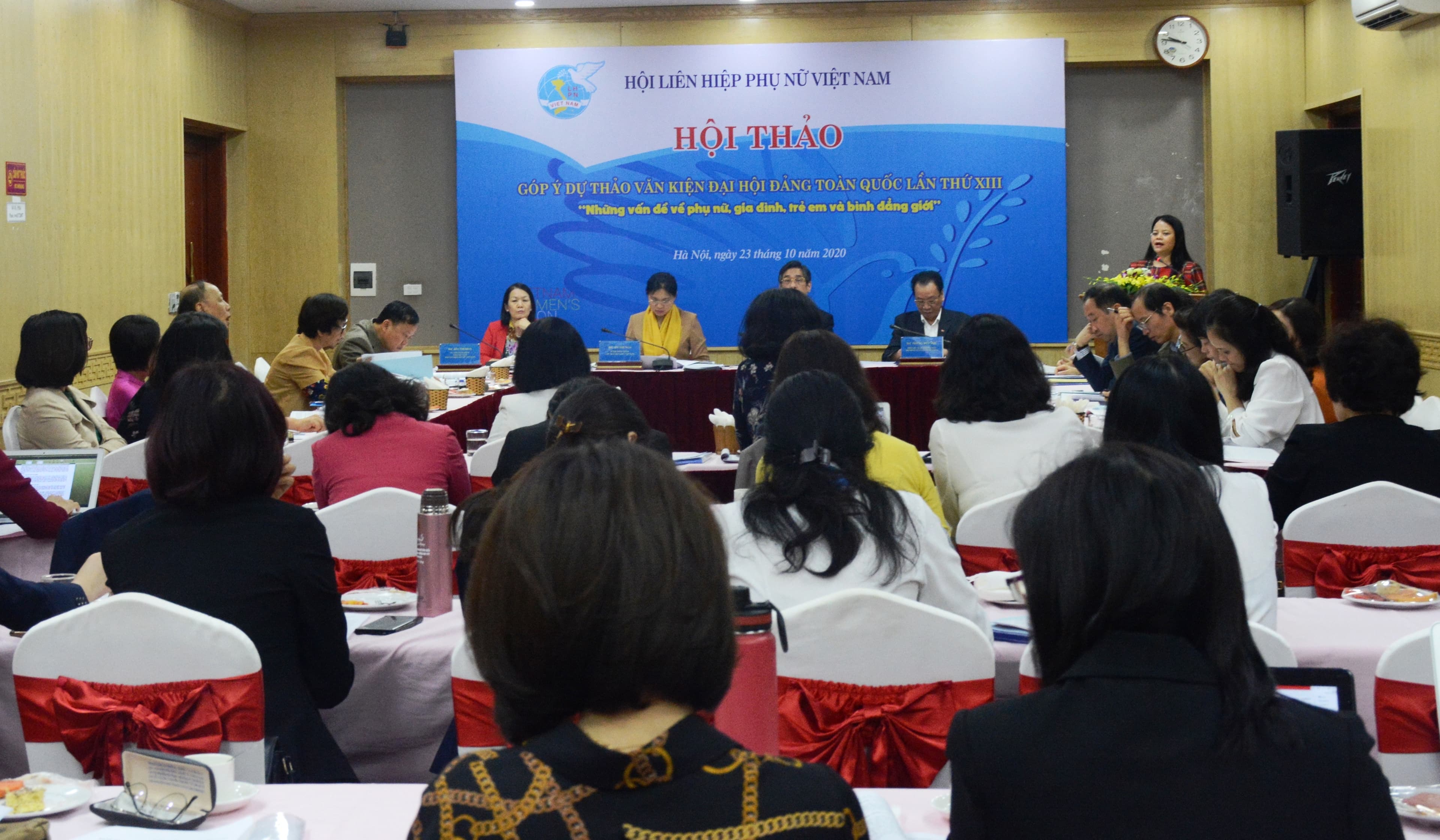 Hội Liên hiệp Phụ nữ Việt Nam góp ý dự thảo Văn kiện Đại hội Đảng toàn quốc lần thứ XIII