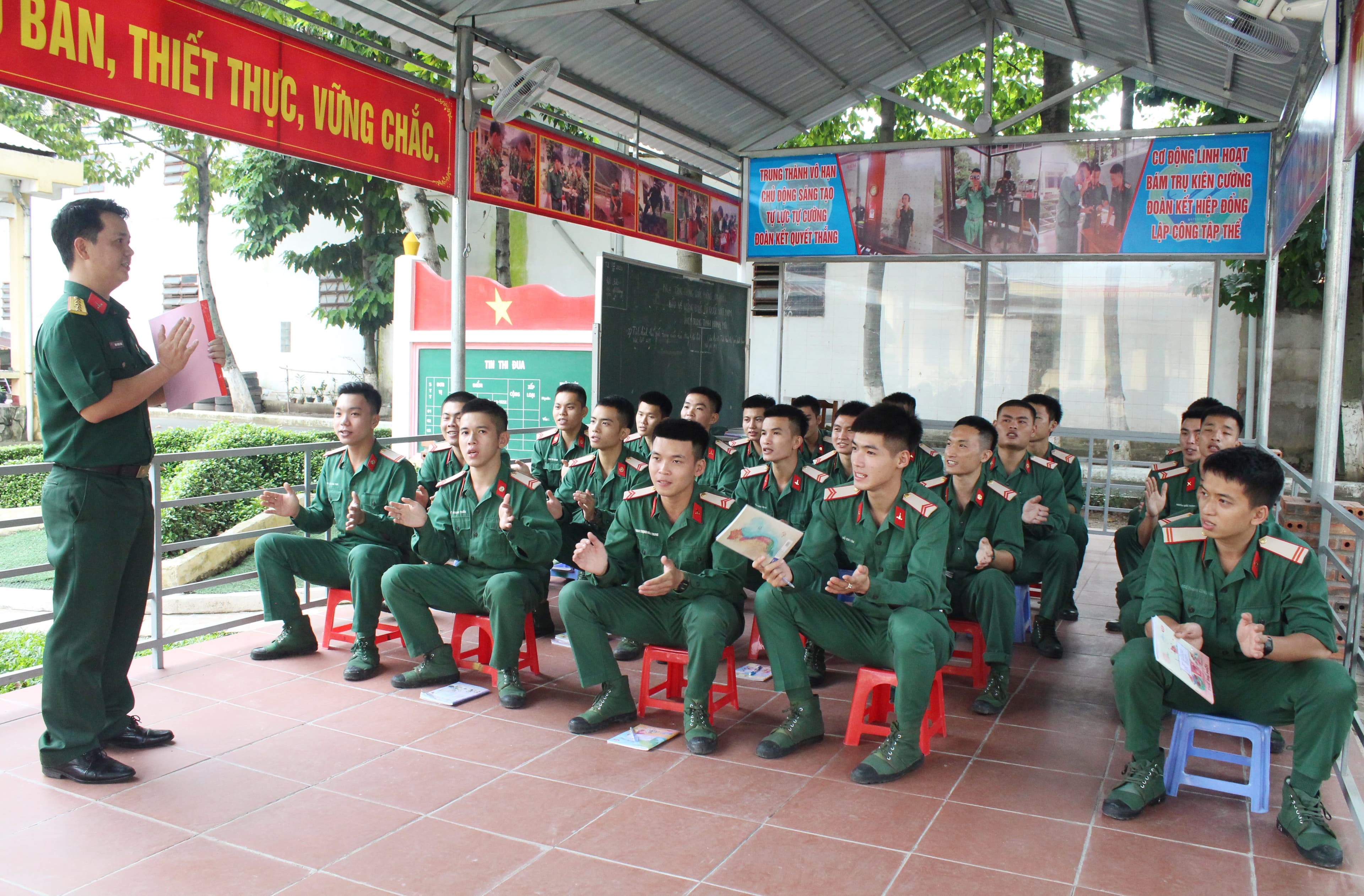 Đối thoại dân chủ, giải quyết dứt điểm vướng mắc