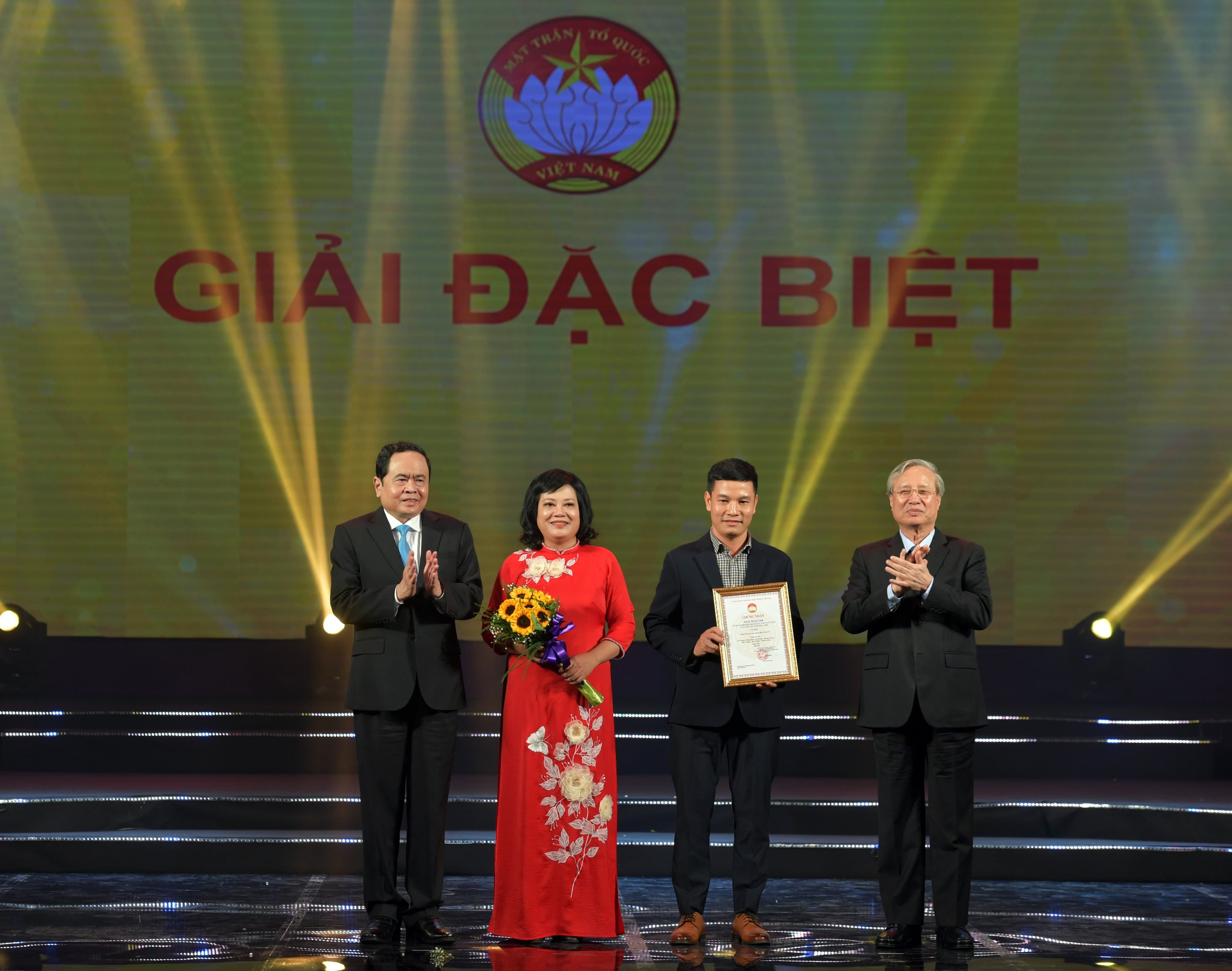 Vinh danh 81 tác phẩm đoạt giải Vì sự nghiệp đại đoàn kết toàn dân tộc