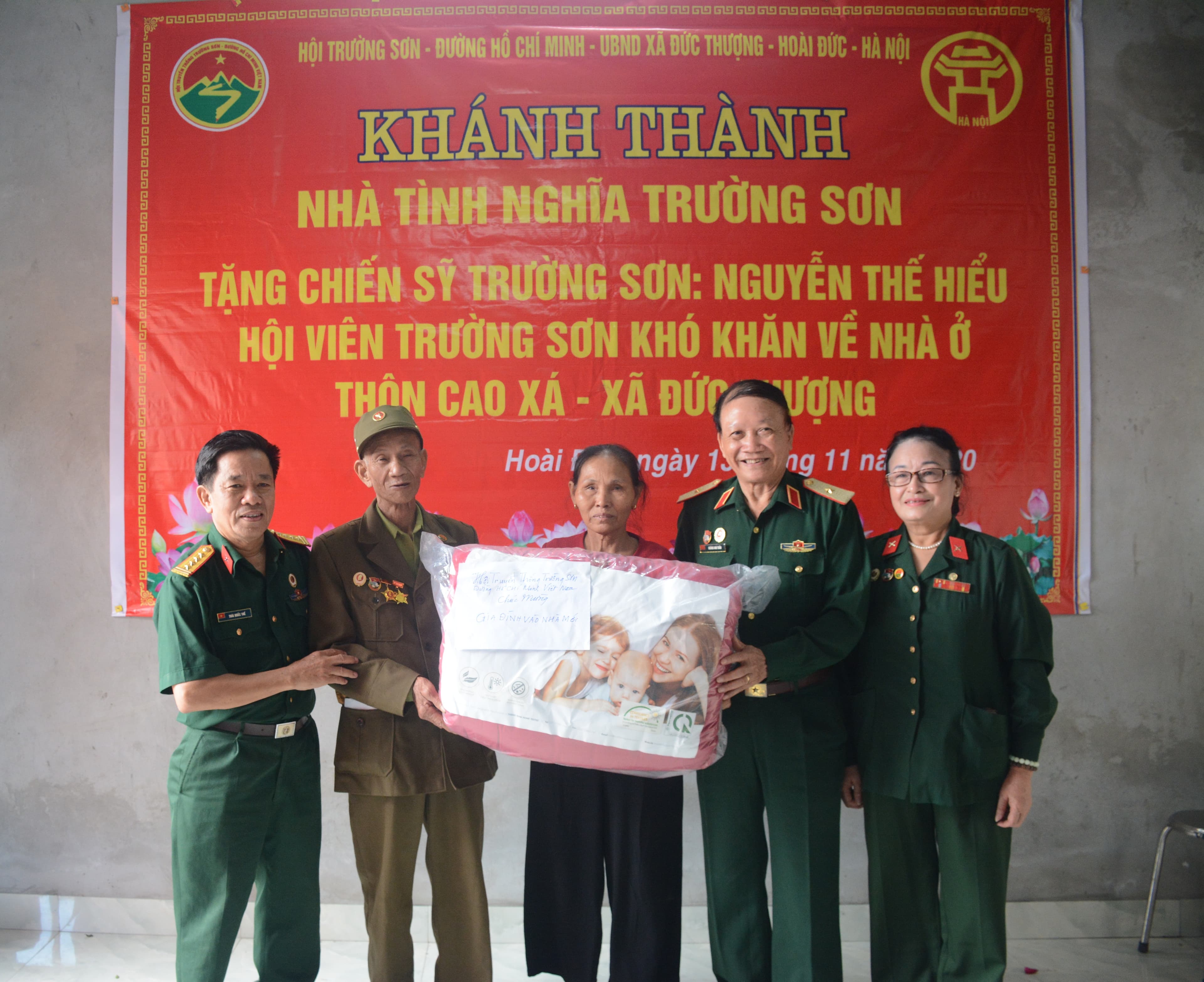 Trao nhà tình nghĩa cho hội viên Trường Sơn có hoàn cảnh khó khăn