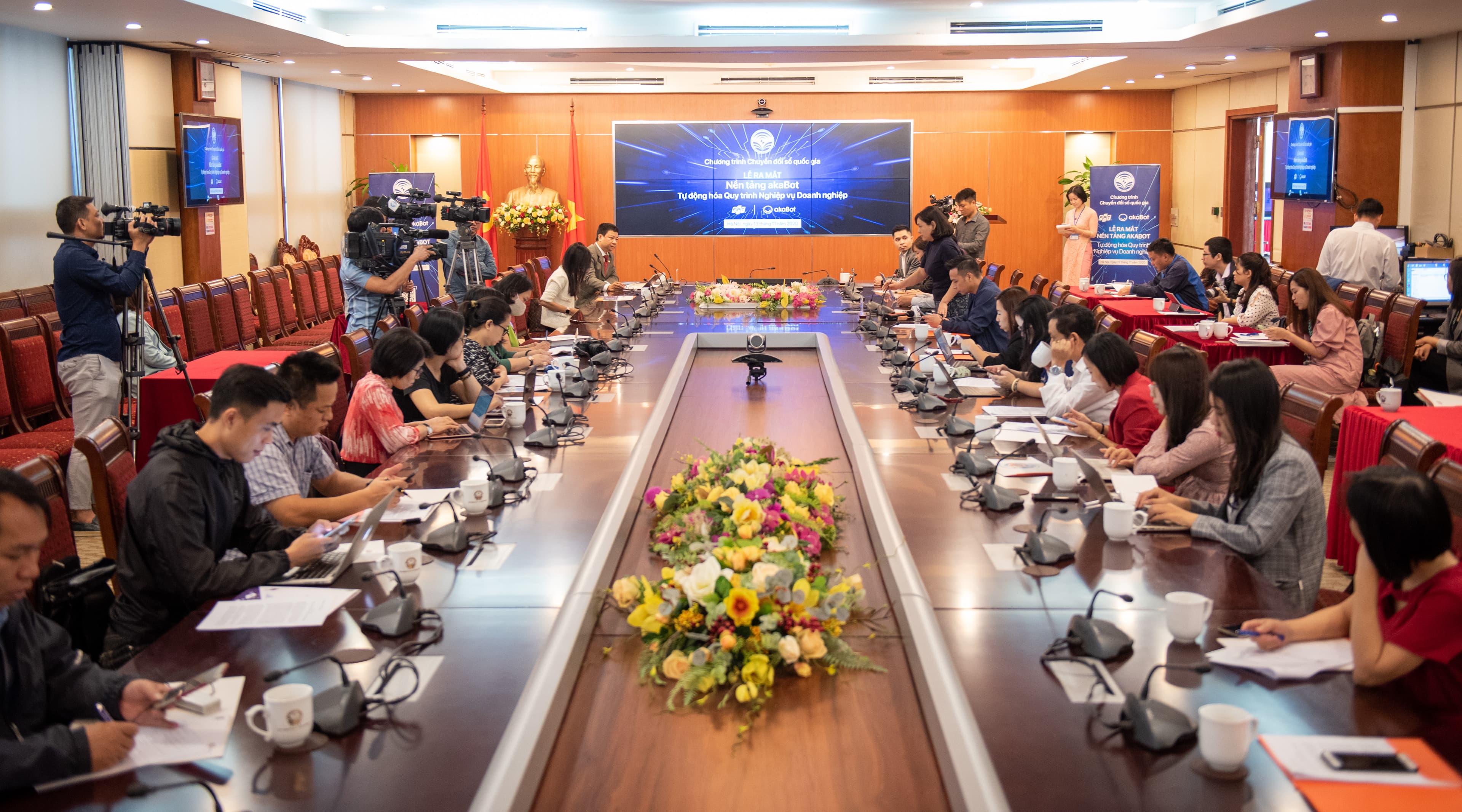 Bộ Thông tin và Truyền thông ra mắt nền tảng số "Make in Vietnam"