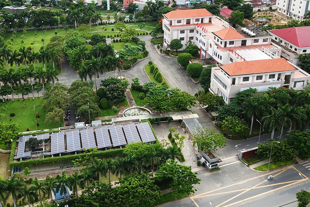 Điện mặt trời giúp tiết kiệm chi phí hoạt động của các trụ sở hành chính công