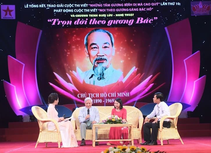 Động lực thúc đẩy xây dựng nhân cách Bộ đội Cụ Hồ
