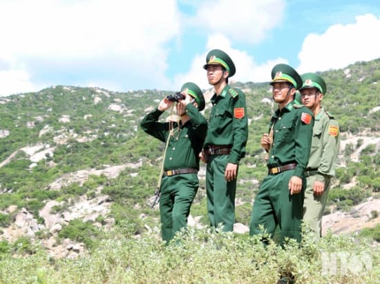 Pháp luật về quốc phòng - hợp hiến, hợp lý và hợp lòng dân