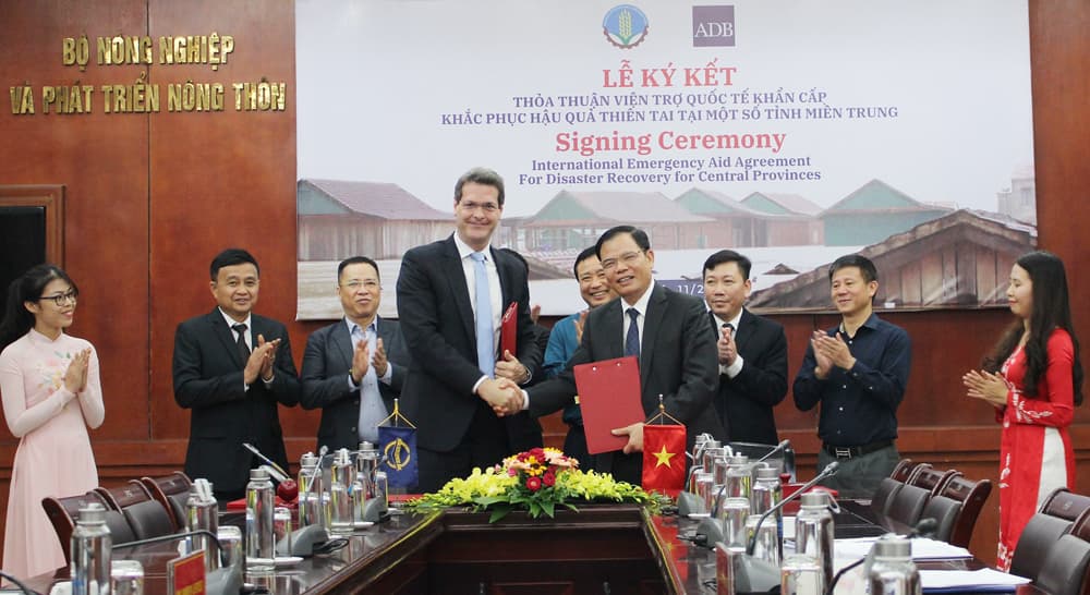 ADB viện trợ 2,5 triệu USD khắc phục hậu quả thiên tai tại các miền Trung