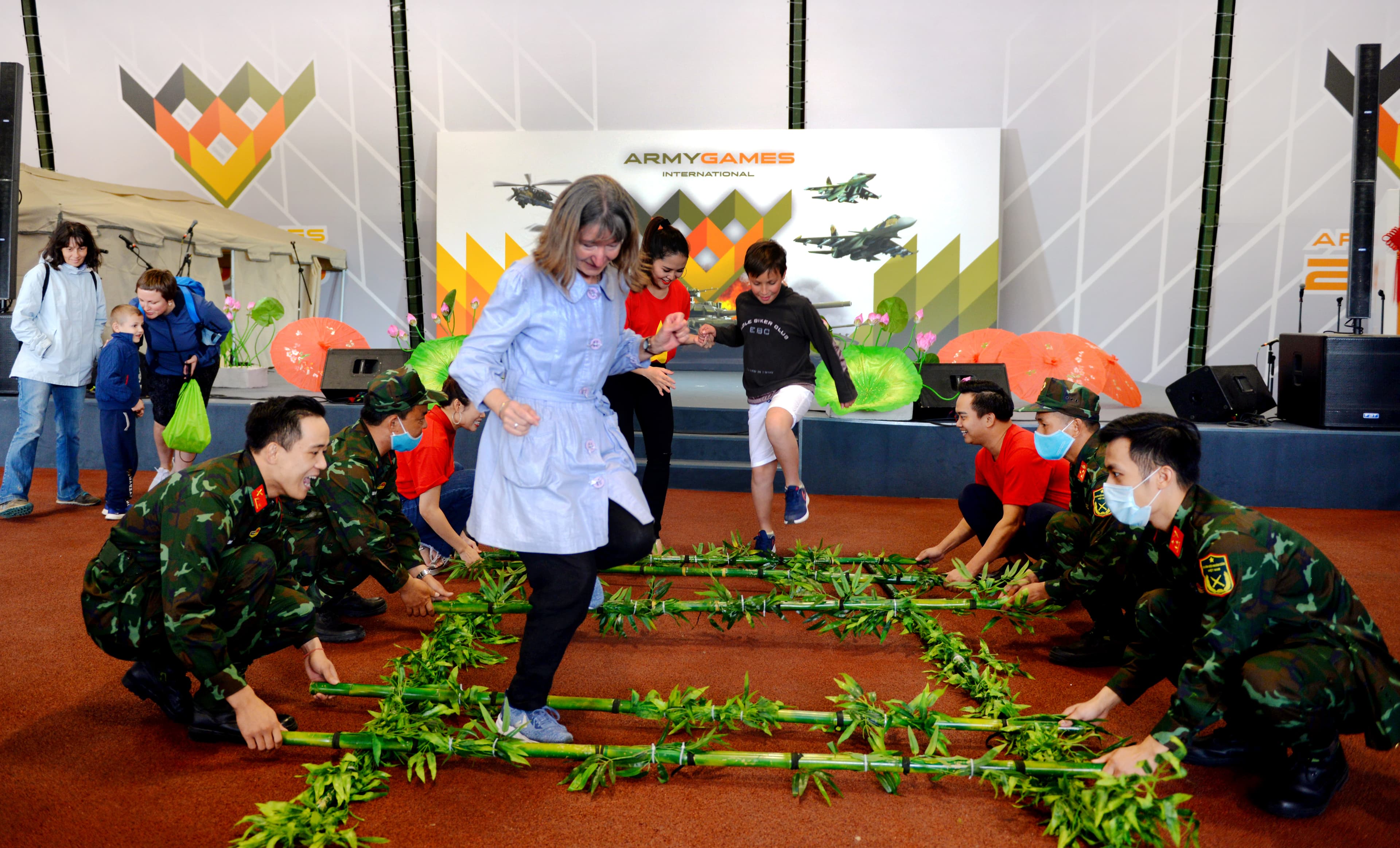 Chiếc khăn ở lại Moscow