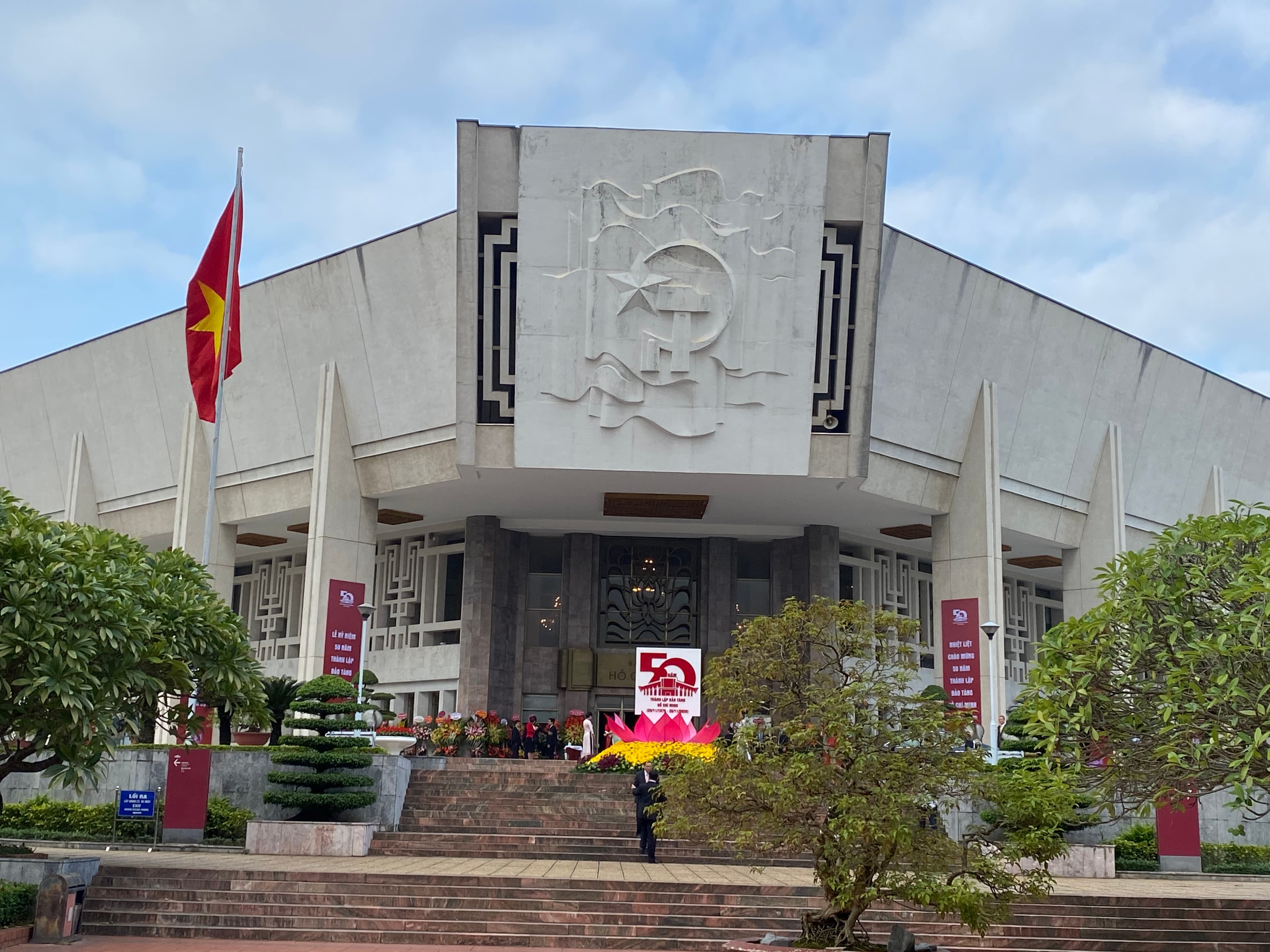 Bảo tàng Hồ Chí Minh kỷ niệm 50 năm thành lập
